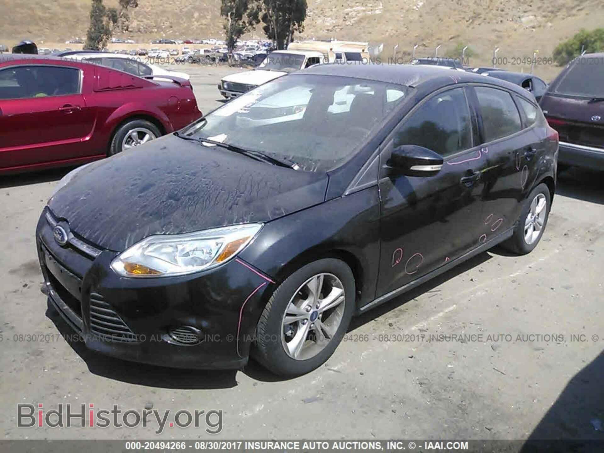 2013 Ford Focus - VIN: 1FADP3K22DL222174 - Фото 2