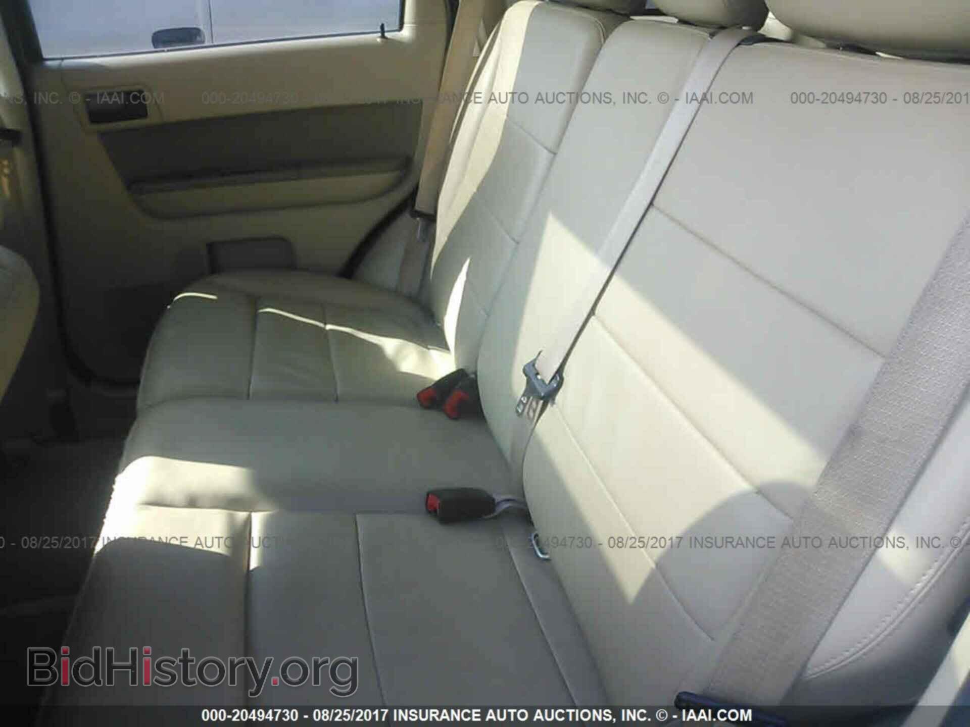2011 Ford Escape - VIN: 1FMCU0D79BKA20565 - Фото 8