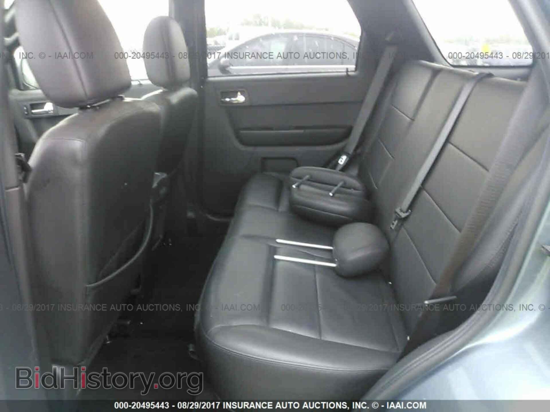2012 Ford Escape - VIN: 1FMCUOE75CKB99672 - Photo 8
