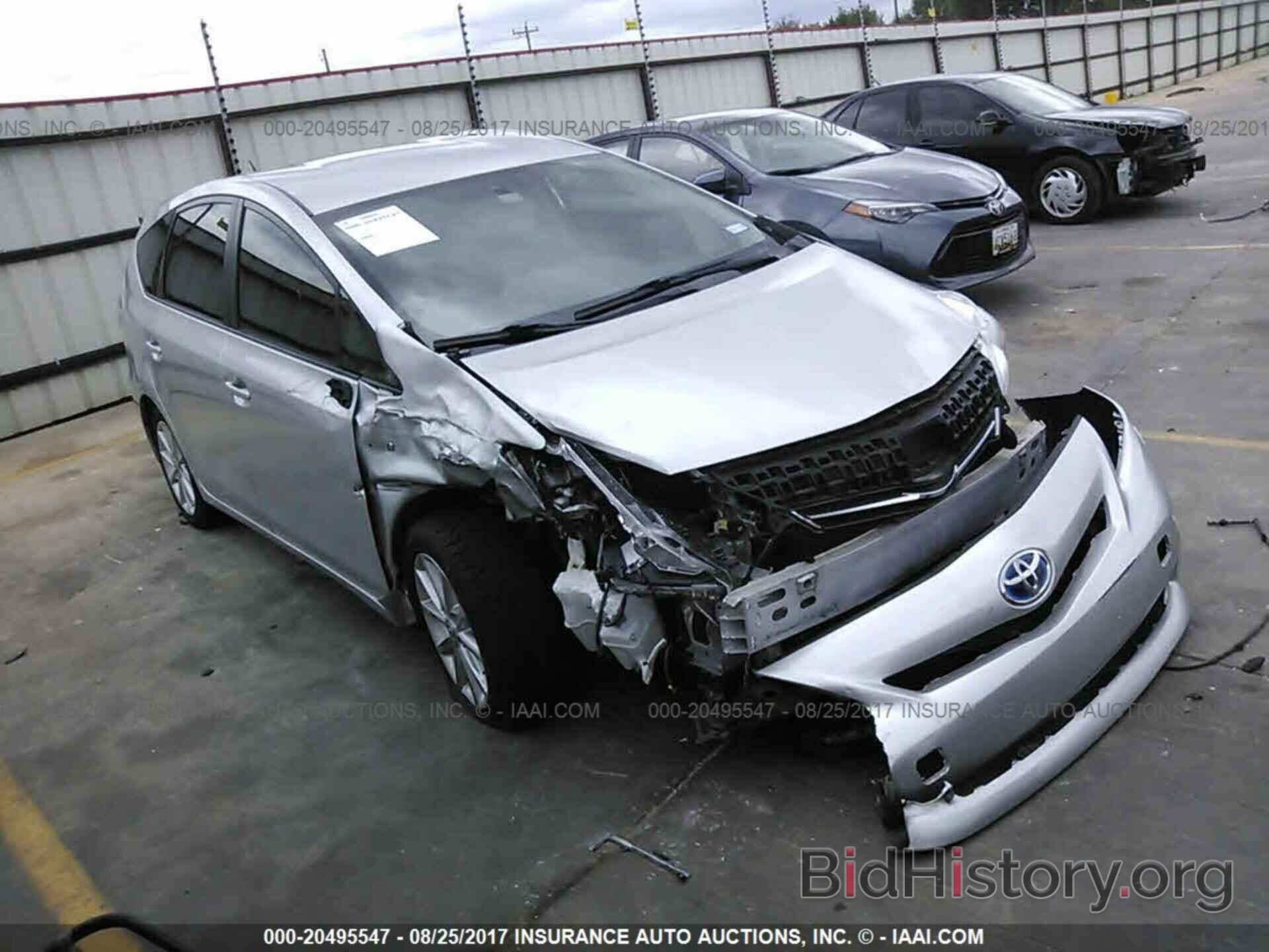 Photo JTDZN3EU4C3091055 - Toyota Prius v 2012