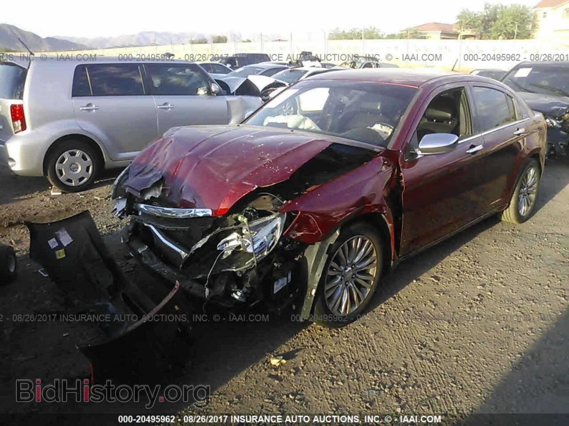 2013 Chrysler 200 - VIN: 1C3CCBCG1DN503378 - Фото 2