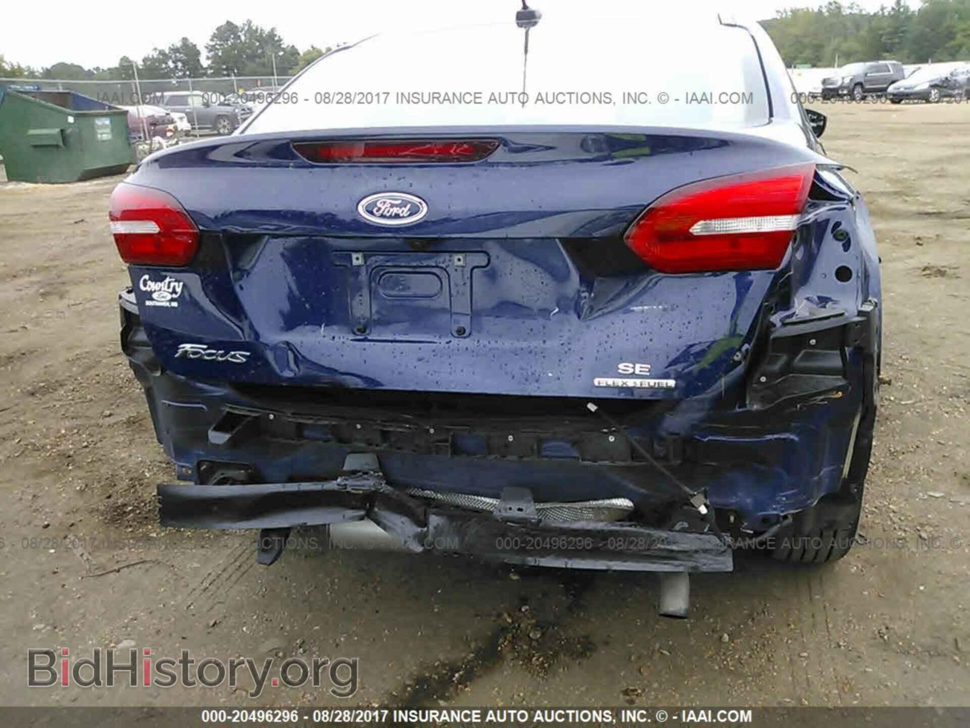 2016 Ford Focus - VIN: 1FADP3F25GL328049 - Photo 6