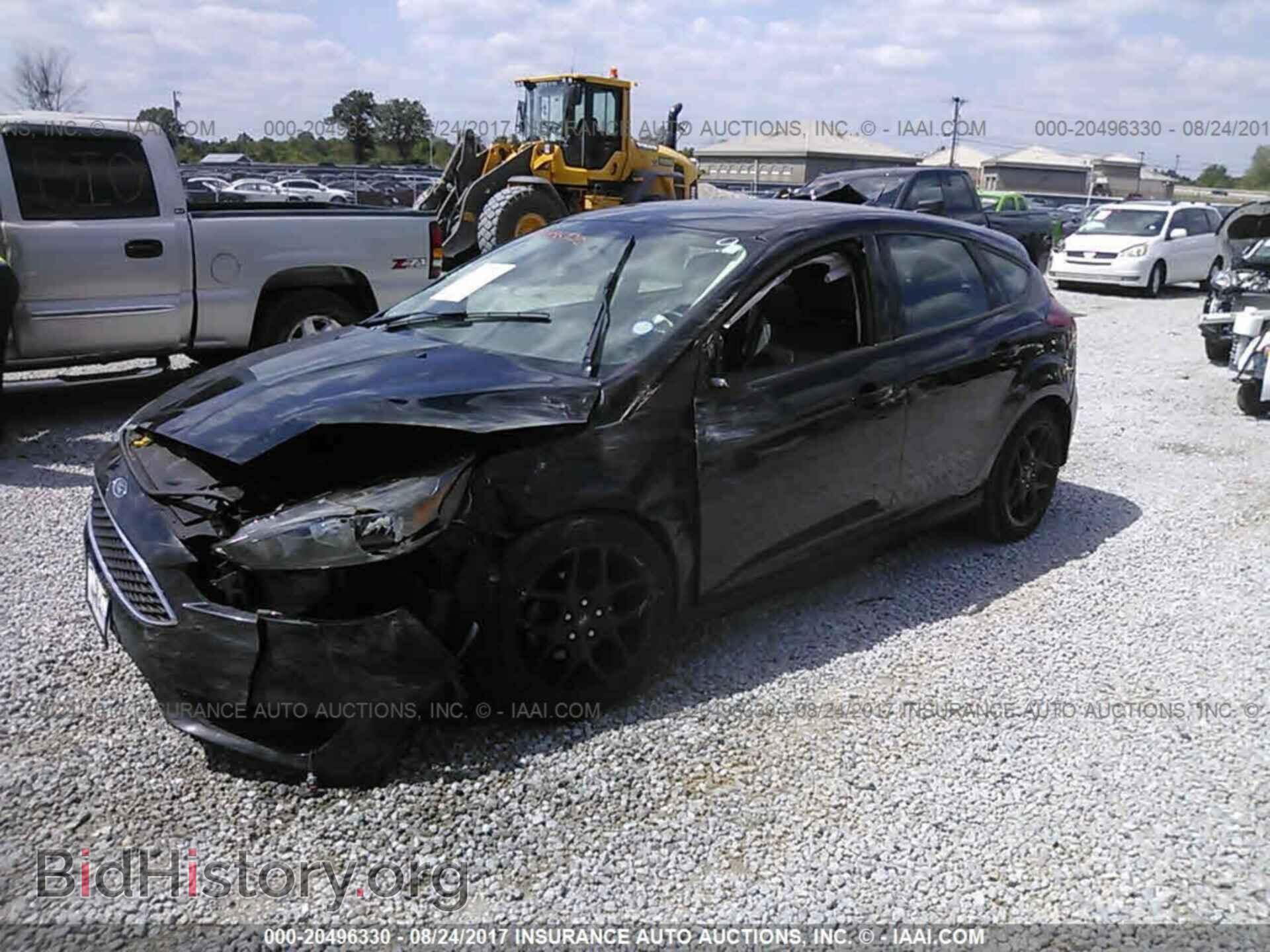 2016 Ford Focus - VIN: 1FADP3K21GL302523 - Фото 2