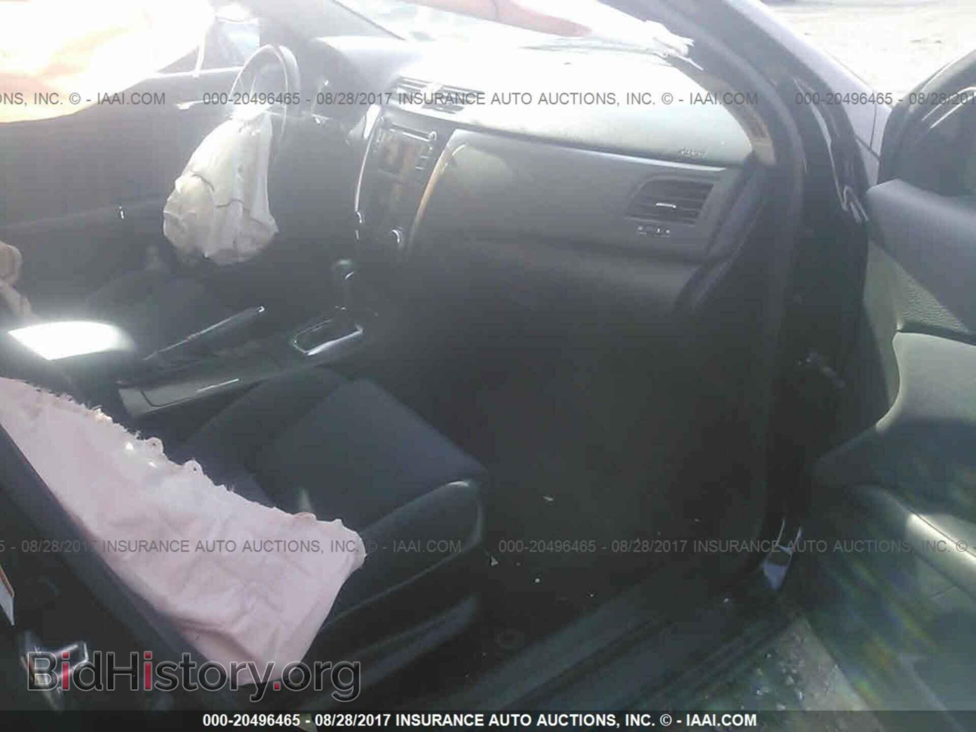 2012 Suzuki Kizashi - VIN: JS2RF9A33C6101057 - Photo 5