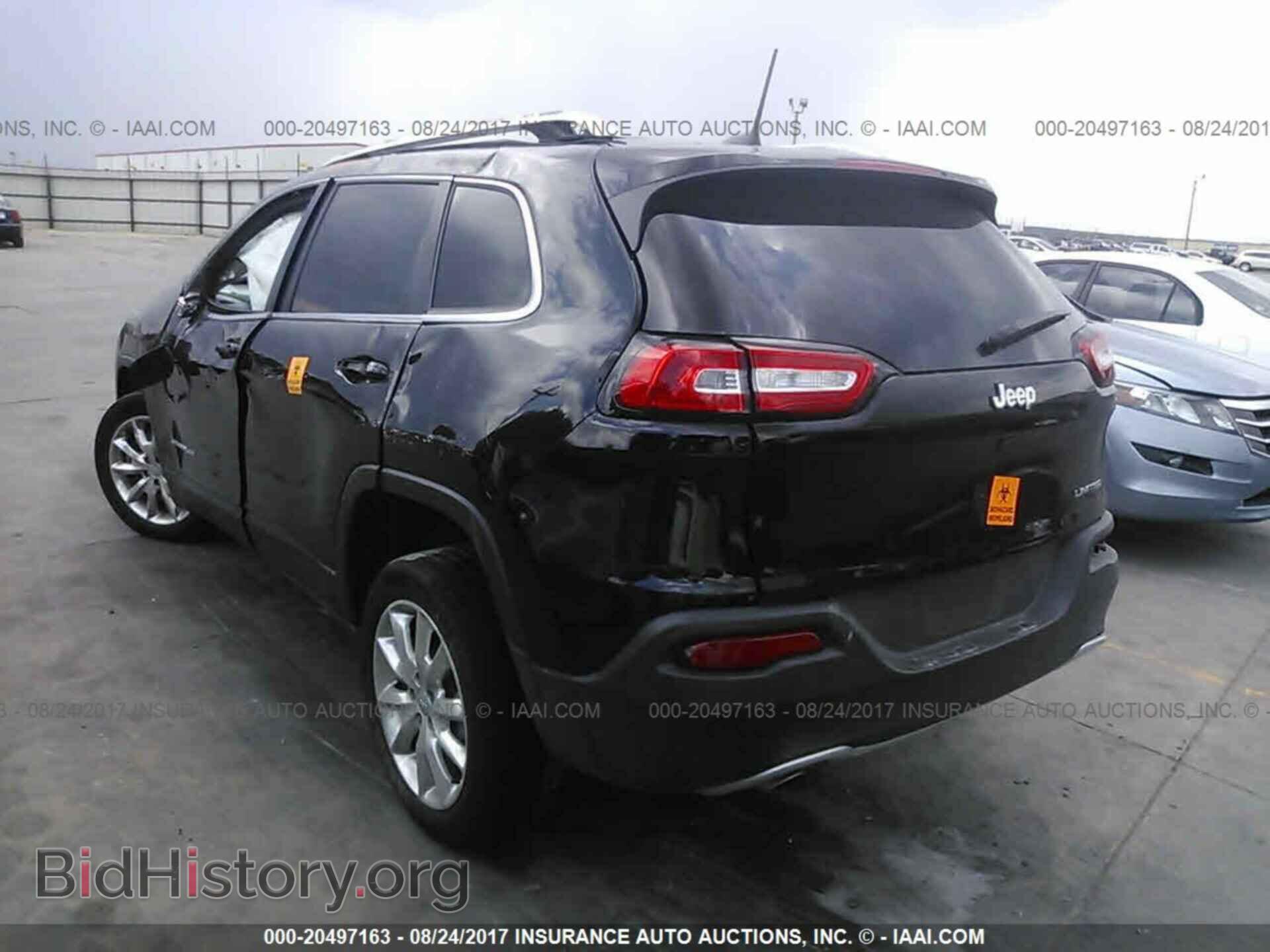 2017 Jeep Cherokee - VIN: 1C4PJLDB6HW526117 - Photo 3