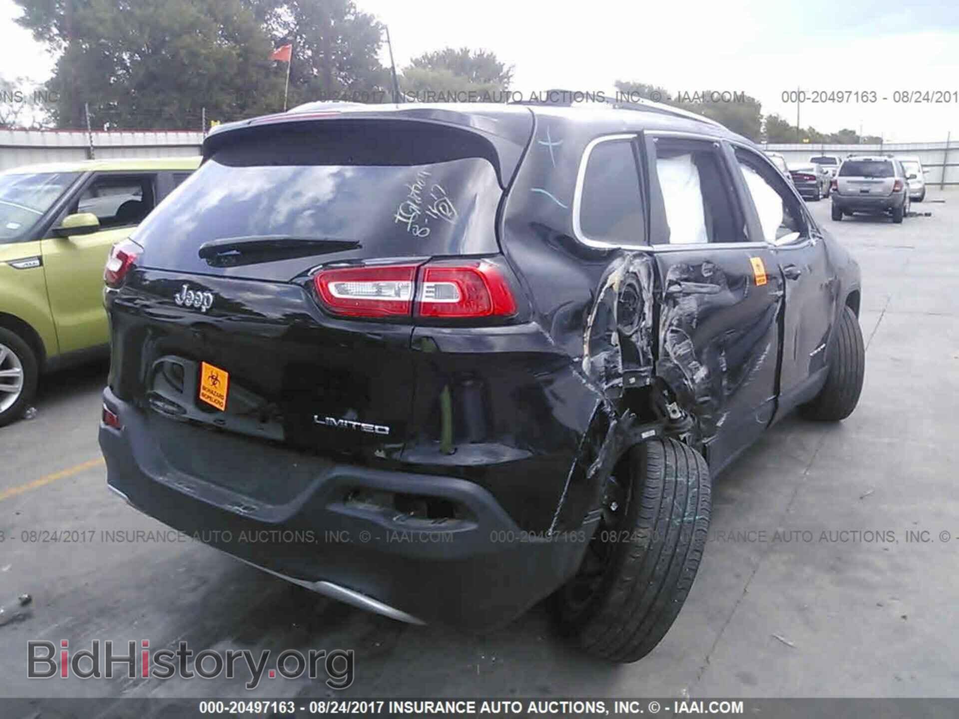 2017 Jeep Cherokee - VIN: 1C4PJLDB6HW526117 - Photo 4