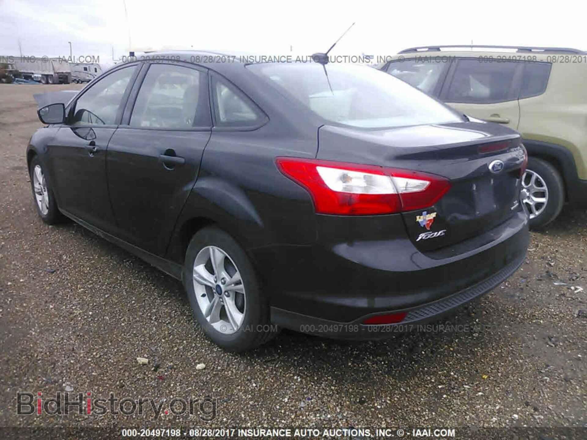 2014 Ford Focus - VIN: 1FADP3F28EL440096 - Photo 3