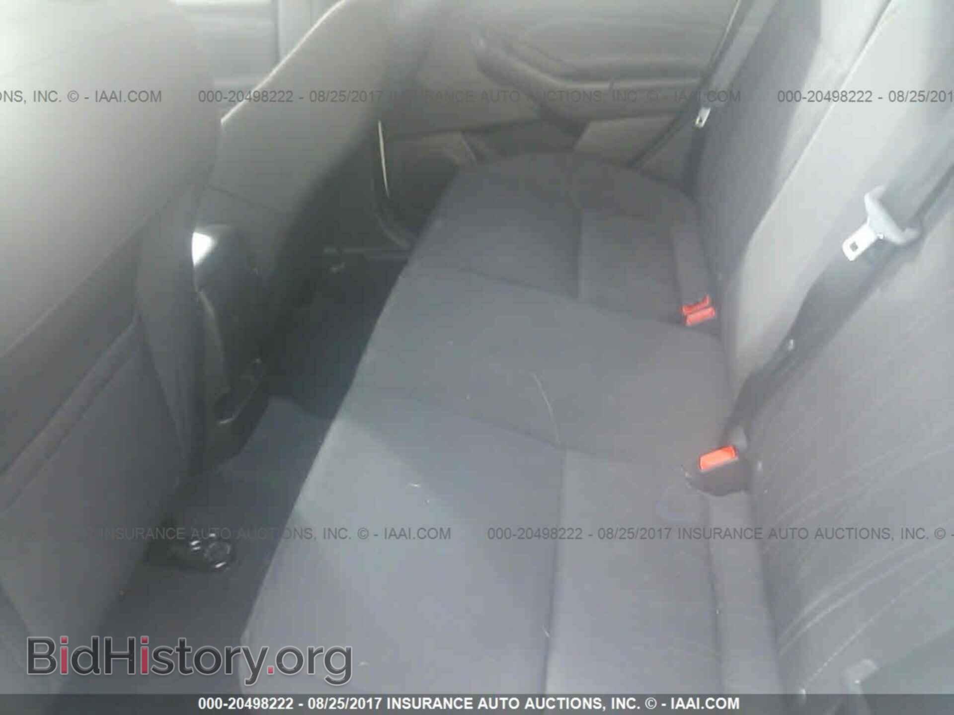 2016 Ford Focus - VIN: 1FADP3F2XGL292620 - Photo 8