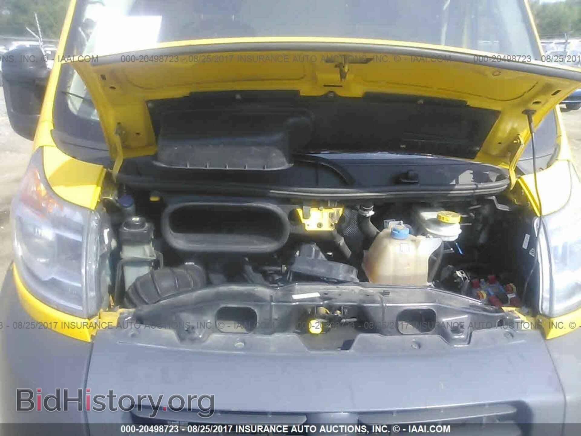 2014 Ram Promaster 1500 - VIN: 3C6TRVBG4EE122800 - Фото 10