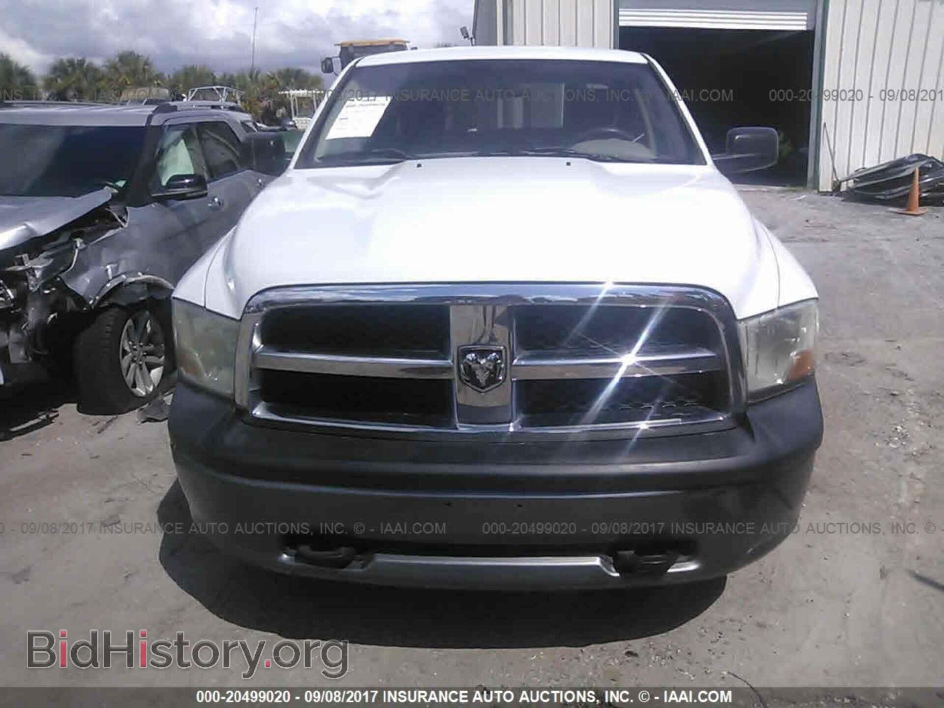 2011 Dodge Ram 1500 - VIN: 1D7RB1GP2BS696108 - Фото 6