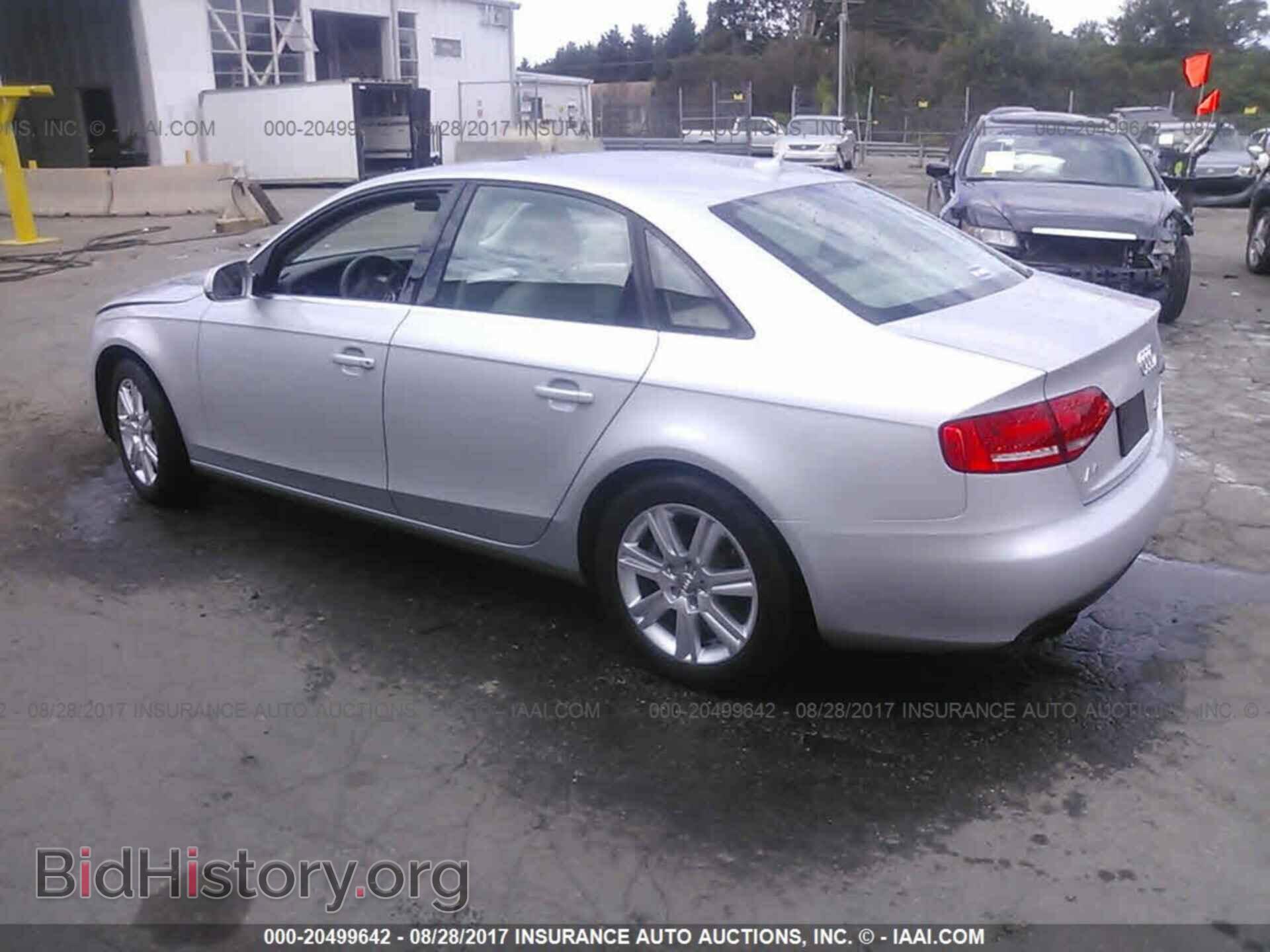 2012 Audi A4 - VIN: WAUBFAFL7CA035192 - Photo 3