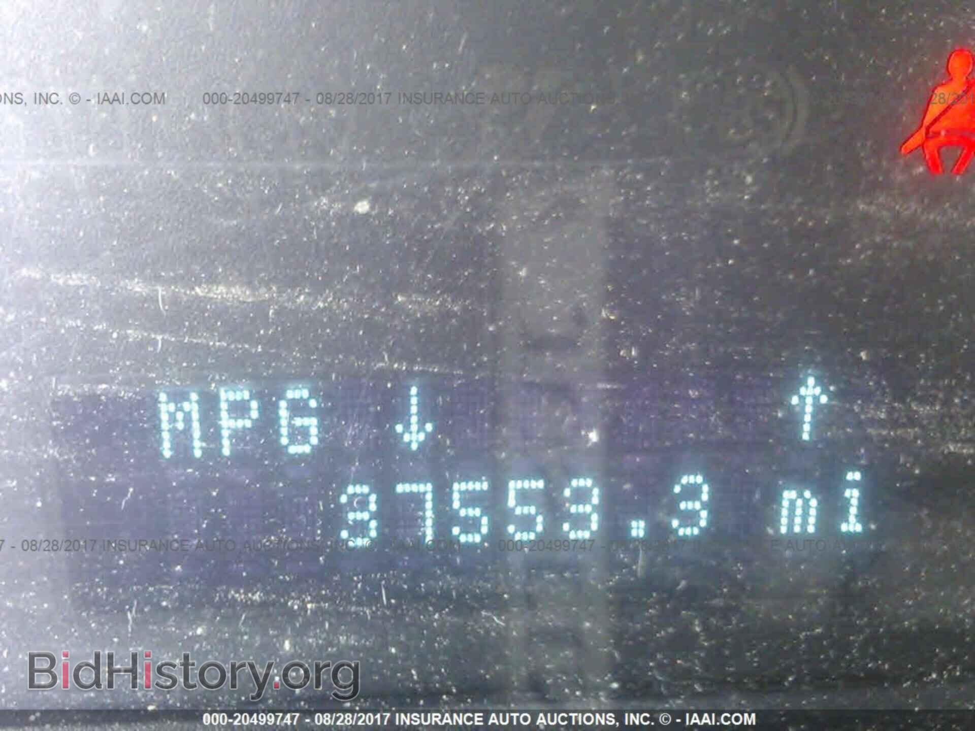 2011 Ford Escape - VIN: 1FMCU9DG6BKA22066 - Photo 7