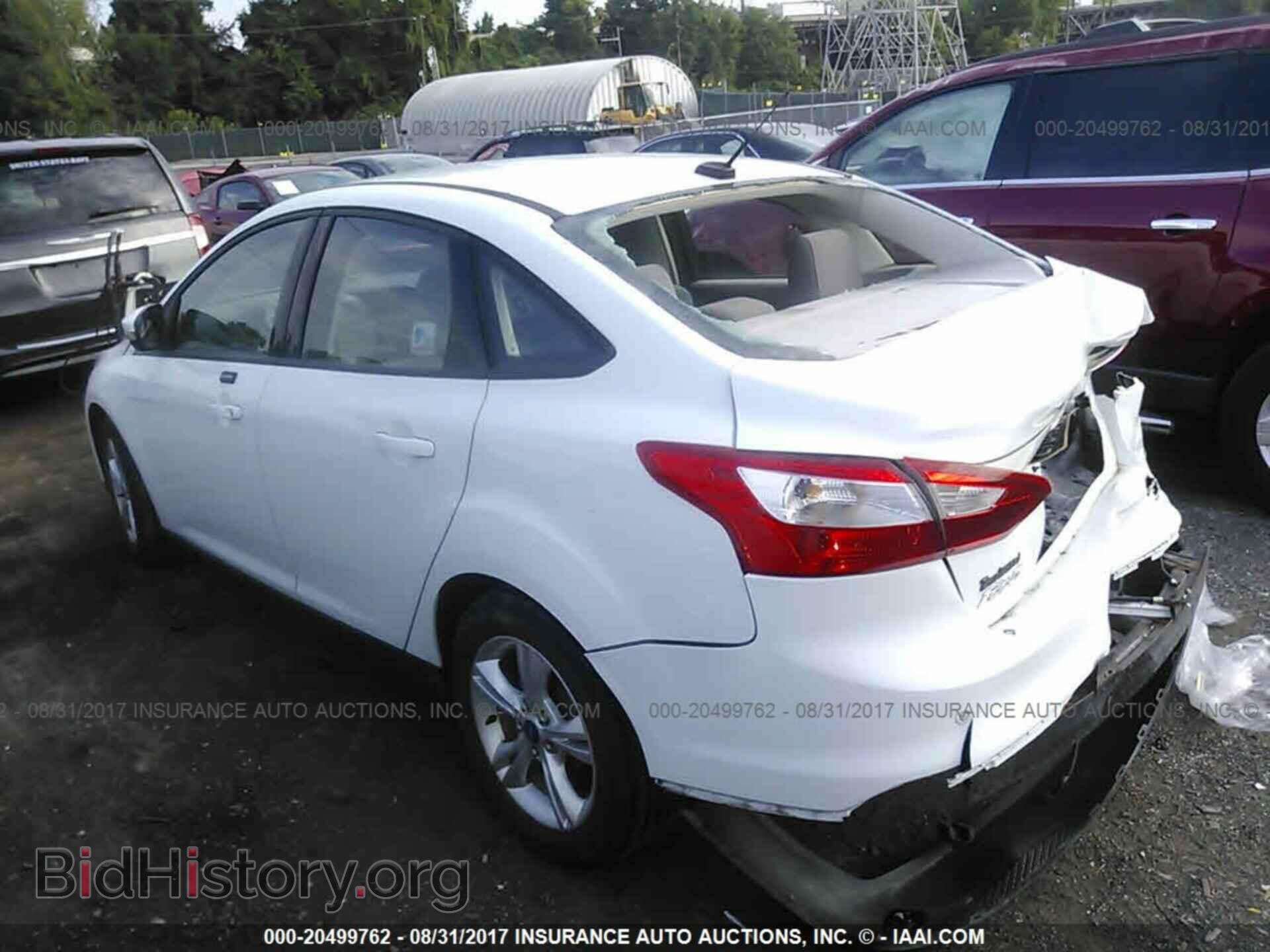 2013 Ford Focus - VIN: 1FADP3F23DL129965 - Photo 3