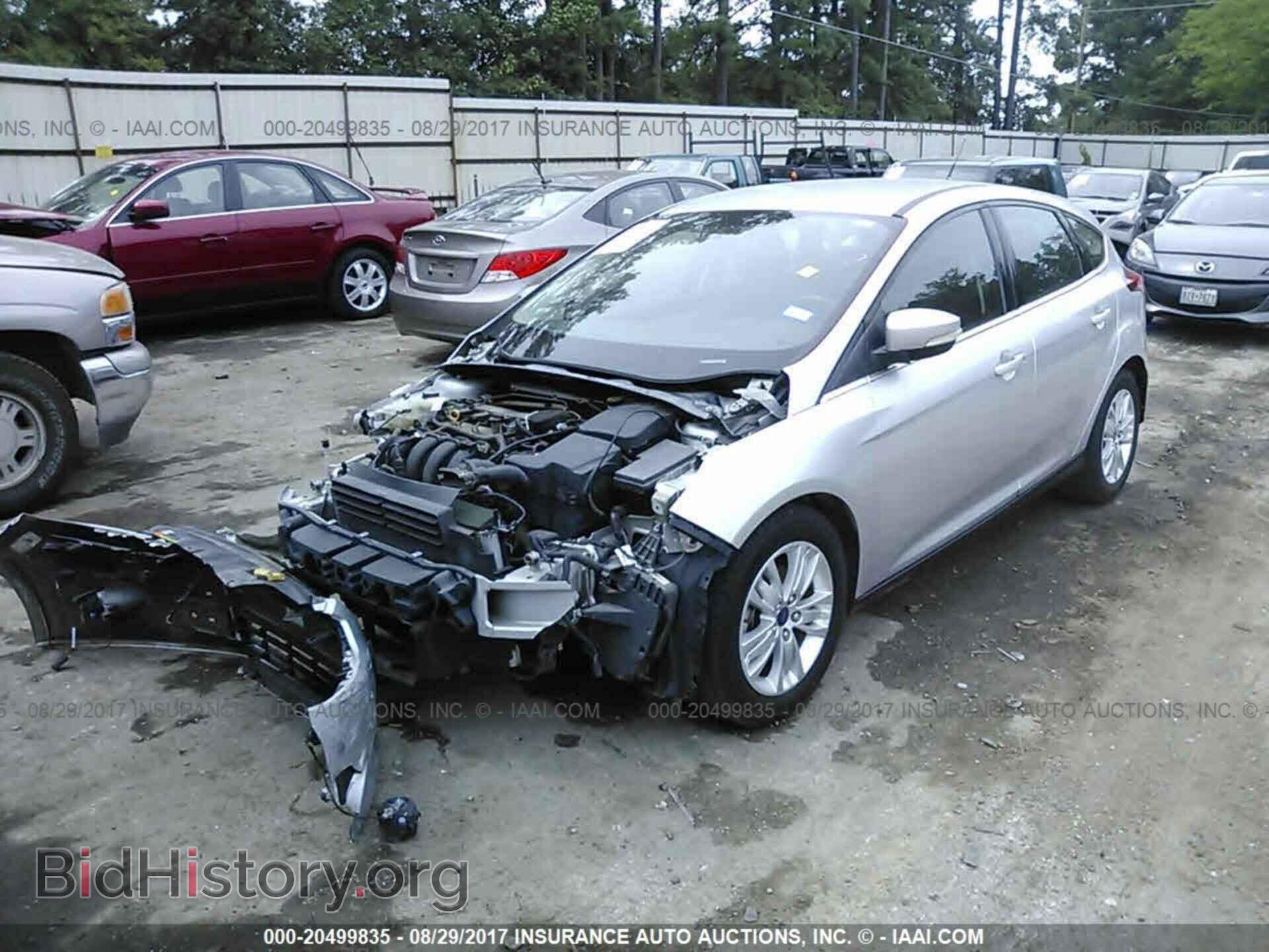 2012 Ford Focus - VIN: 1FAHP3M25CL430823 - Фото 2