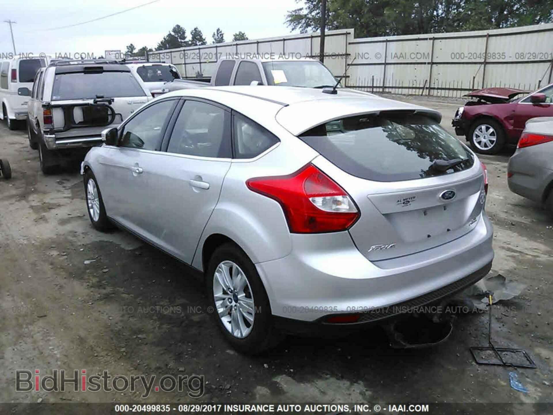 2012 Ford Focus - VIN: 1FAHP3M25CL430823 - Фото 3