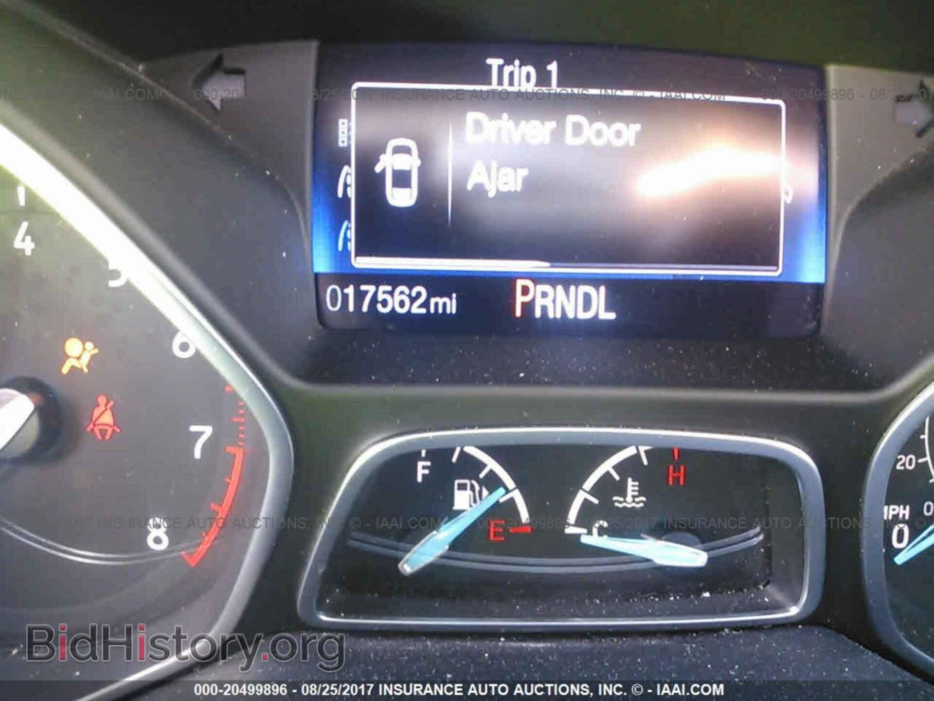 2016 Ford Focus - VIN: 1FADP3E24GL207532 - Photo 7