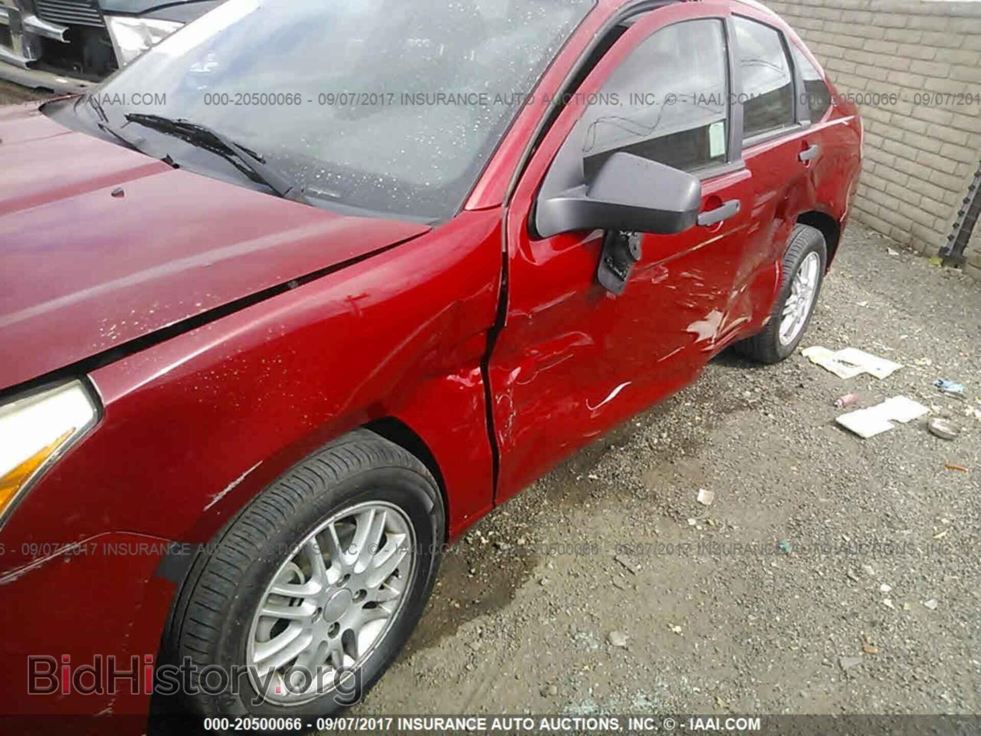 2011 Ford Focus - VIN: 1FAHP3FN8BW152729 - Фото 6
