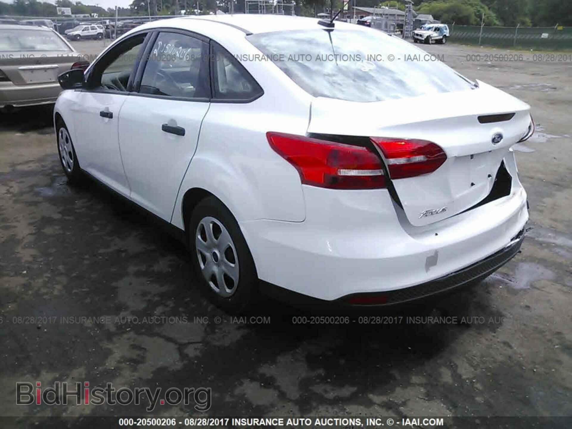 2016 Ford Focus - VIN: 1FADP3E25GL229085 - Фото 3