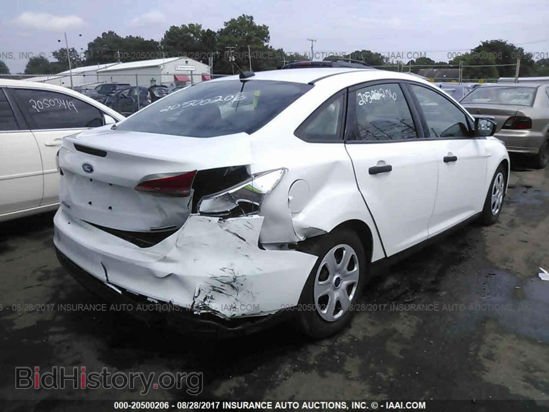 2016 Ford Focus - VIN: 1FADP3E25GL229085 - Фото 4
