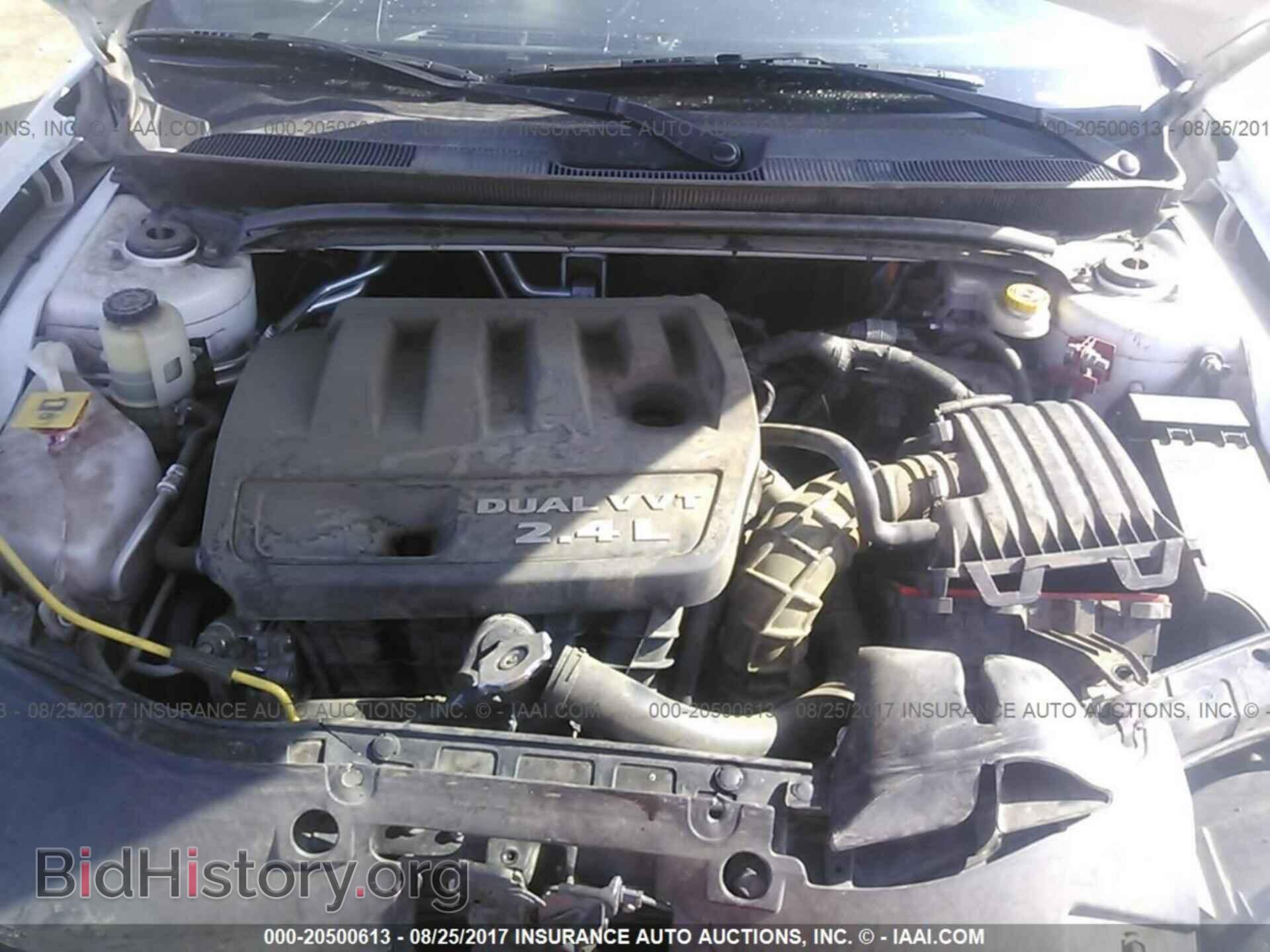 2014 Chrysler 200 - VIN: 1C3CCBBB2EN119763 - Photo 10