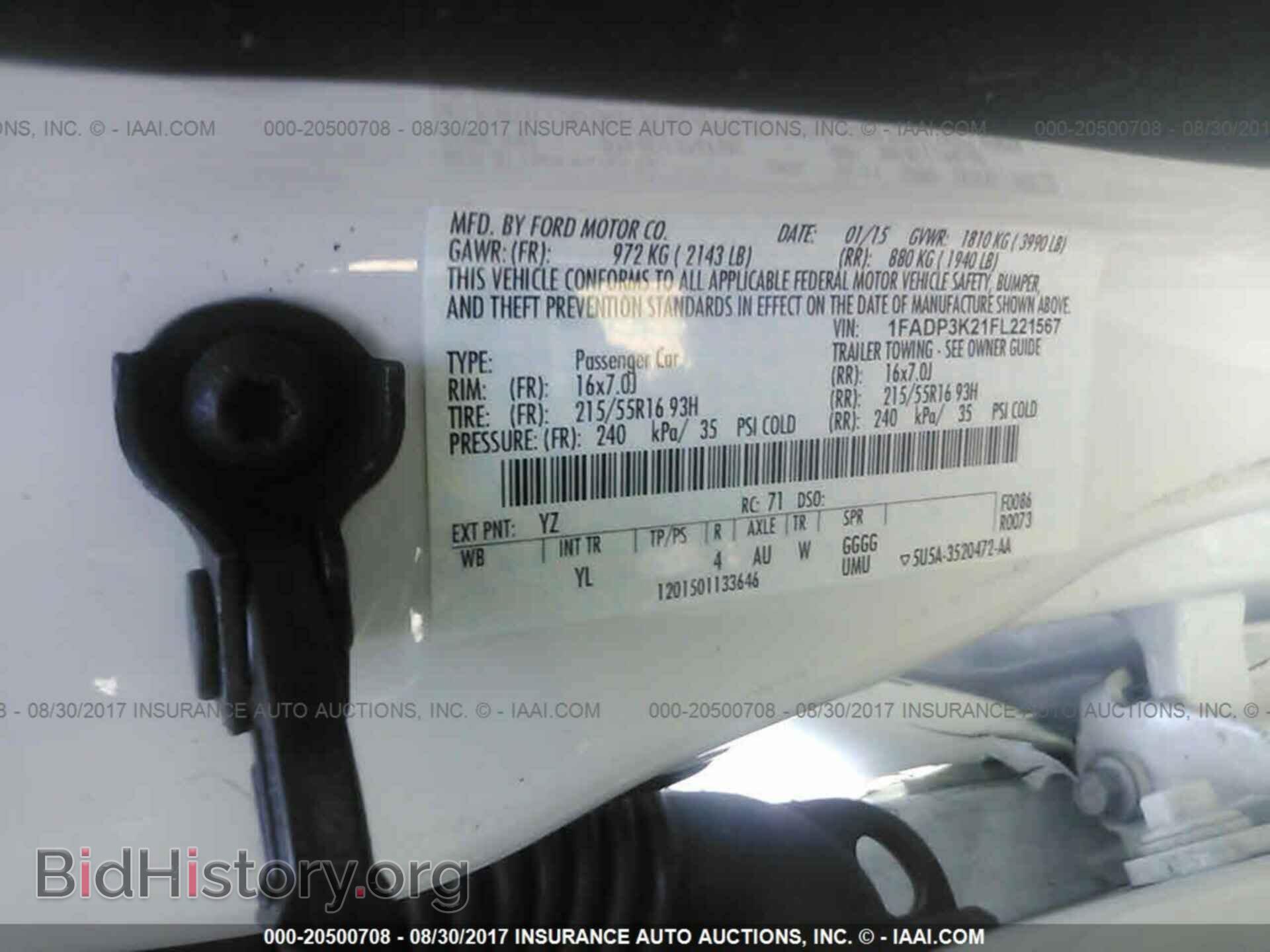 2015 Ford Focus - VIN: 1FADP3K21FL221567 - Photo 9