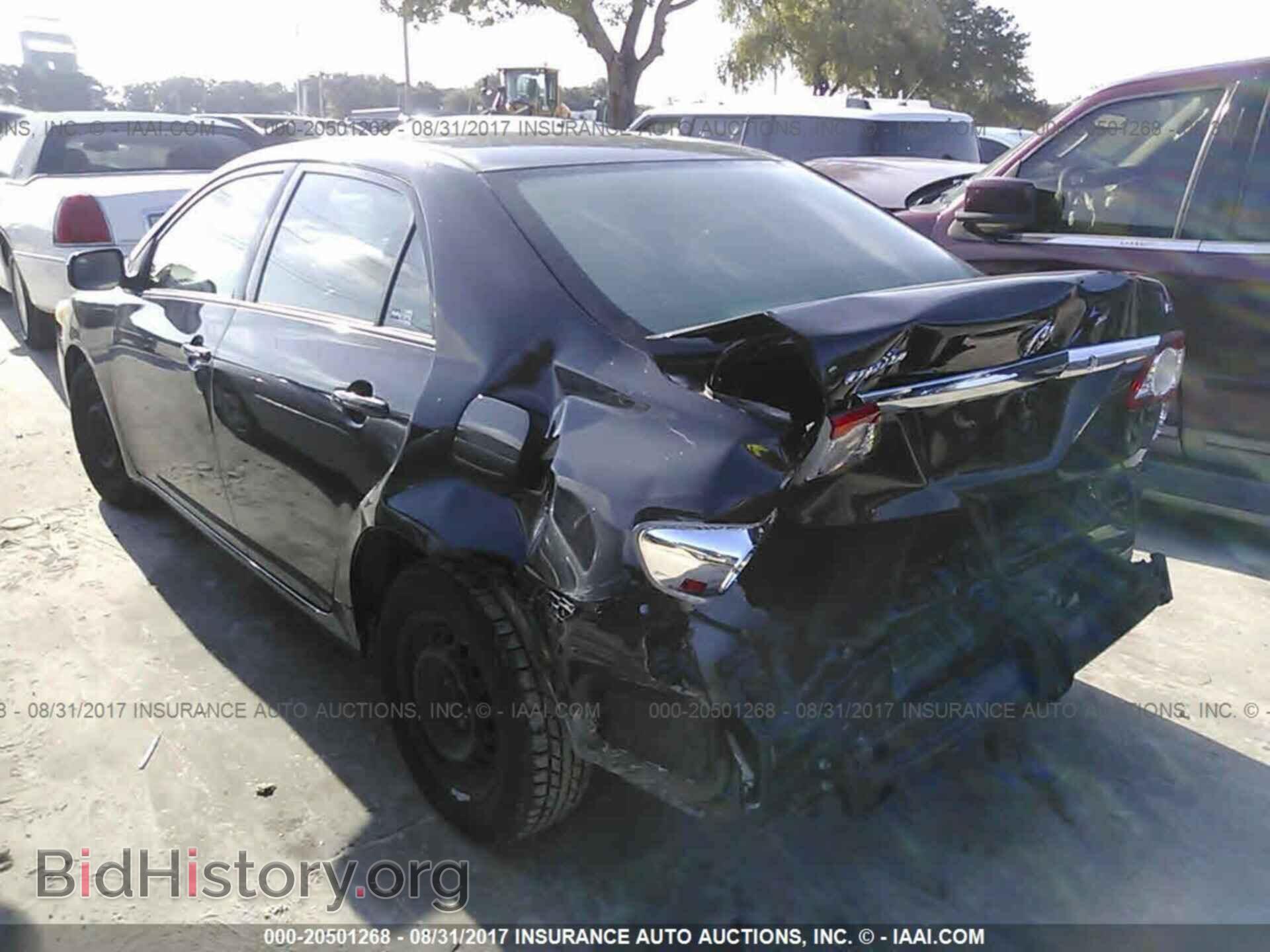 2011 Toyota Corolla - VIN: JTDBU4EE8B9132902 - Фото 3