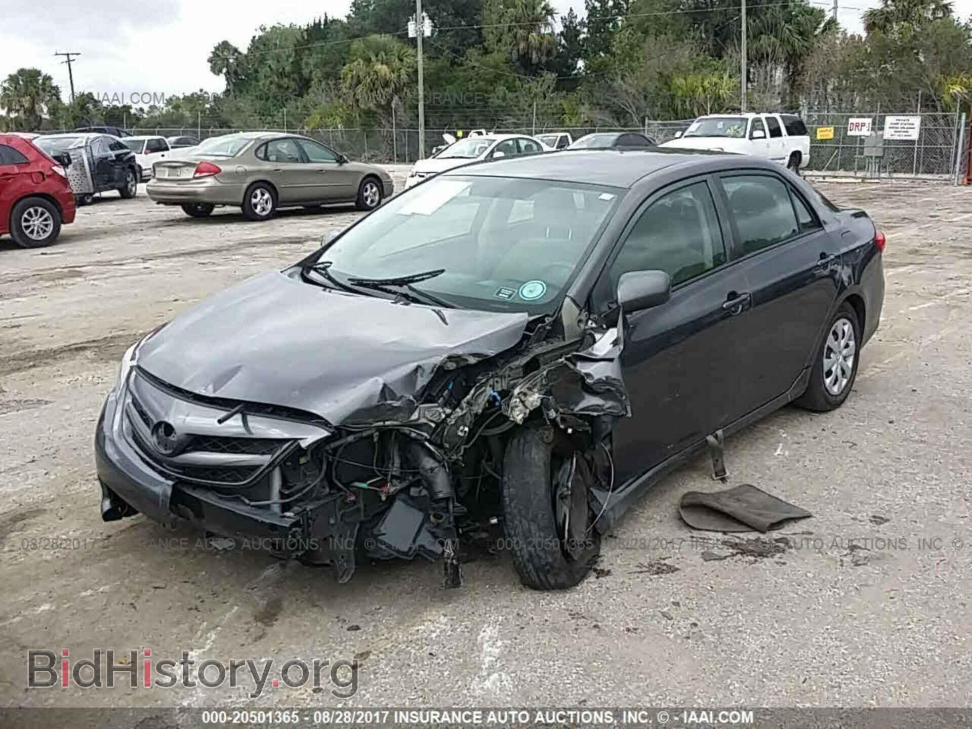 2011 Toyota Corolla - VIN: 2T1BU4EE3BC669252 - Фото 2