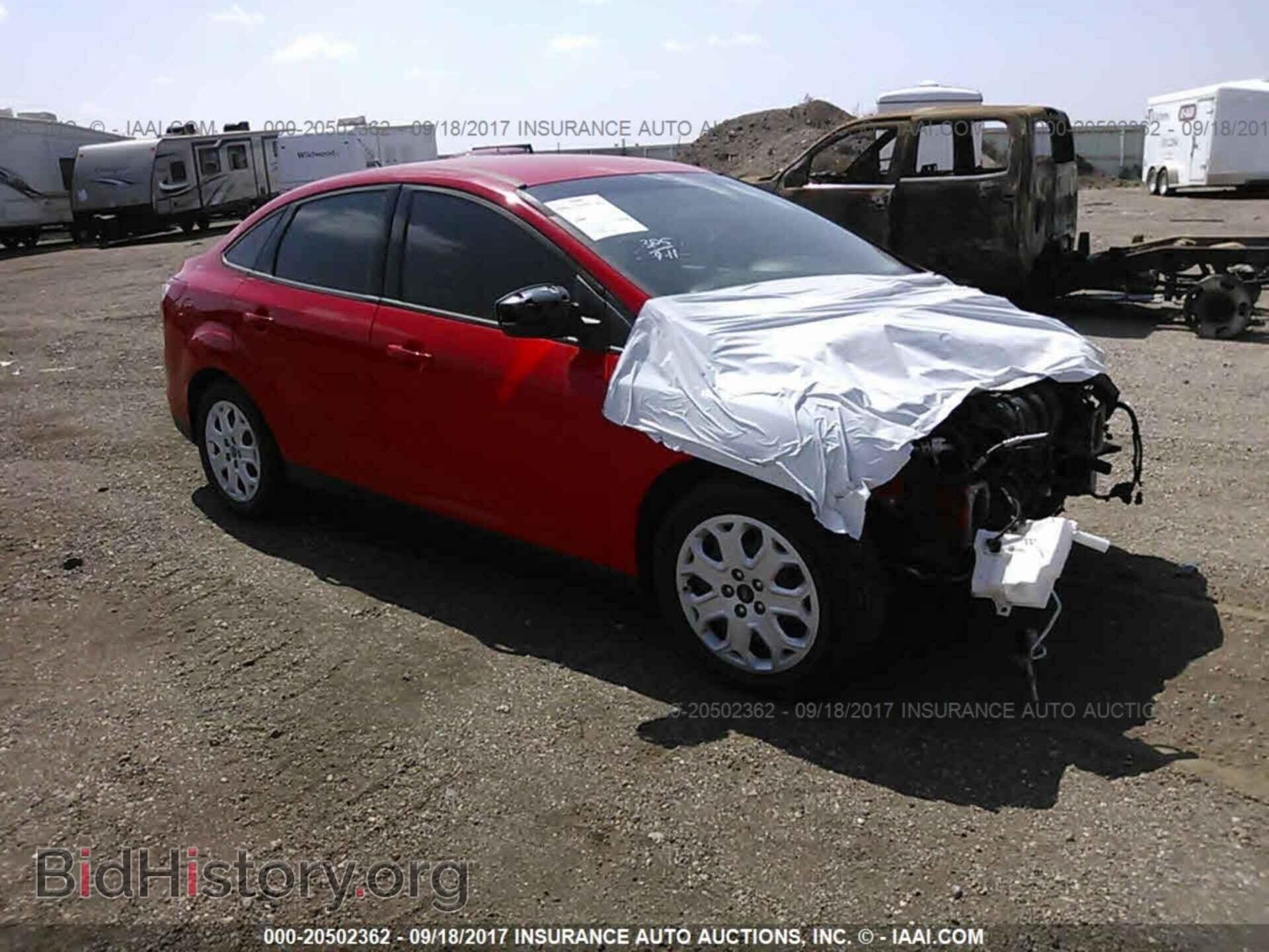 Photo 1FAHP3F25CL196499 - Ford Focus 2012