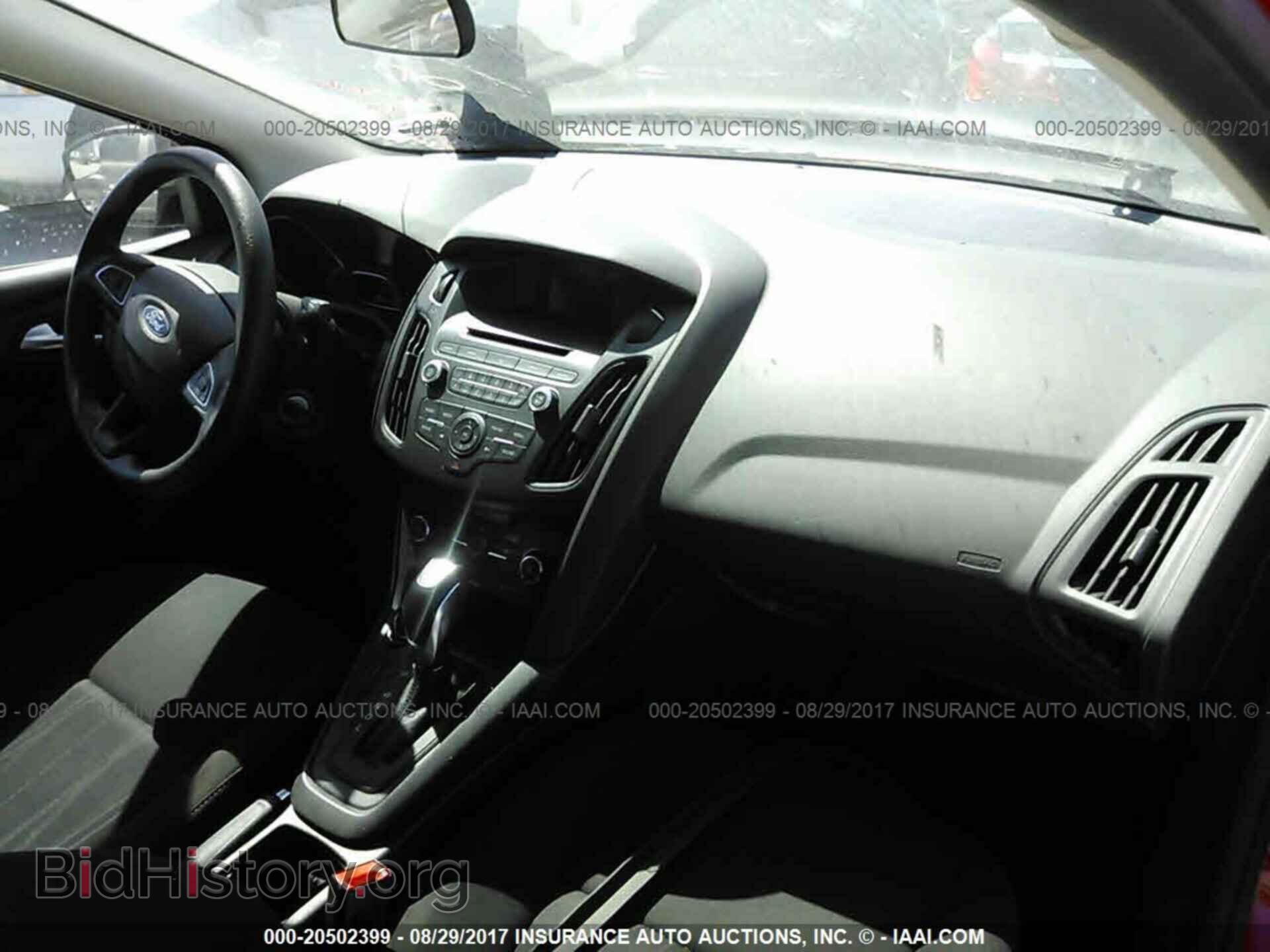 2016 Ford Focus - VIN: 1FADP3F27GL272700 - Фото 5