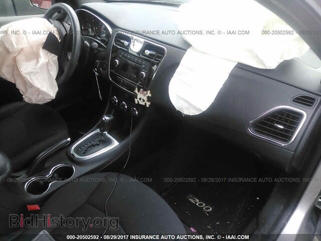 2013 Chrysler 200 - VIN: 1C3CCBAB8DN641698 - Фото 5