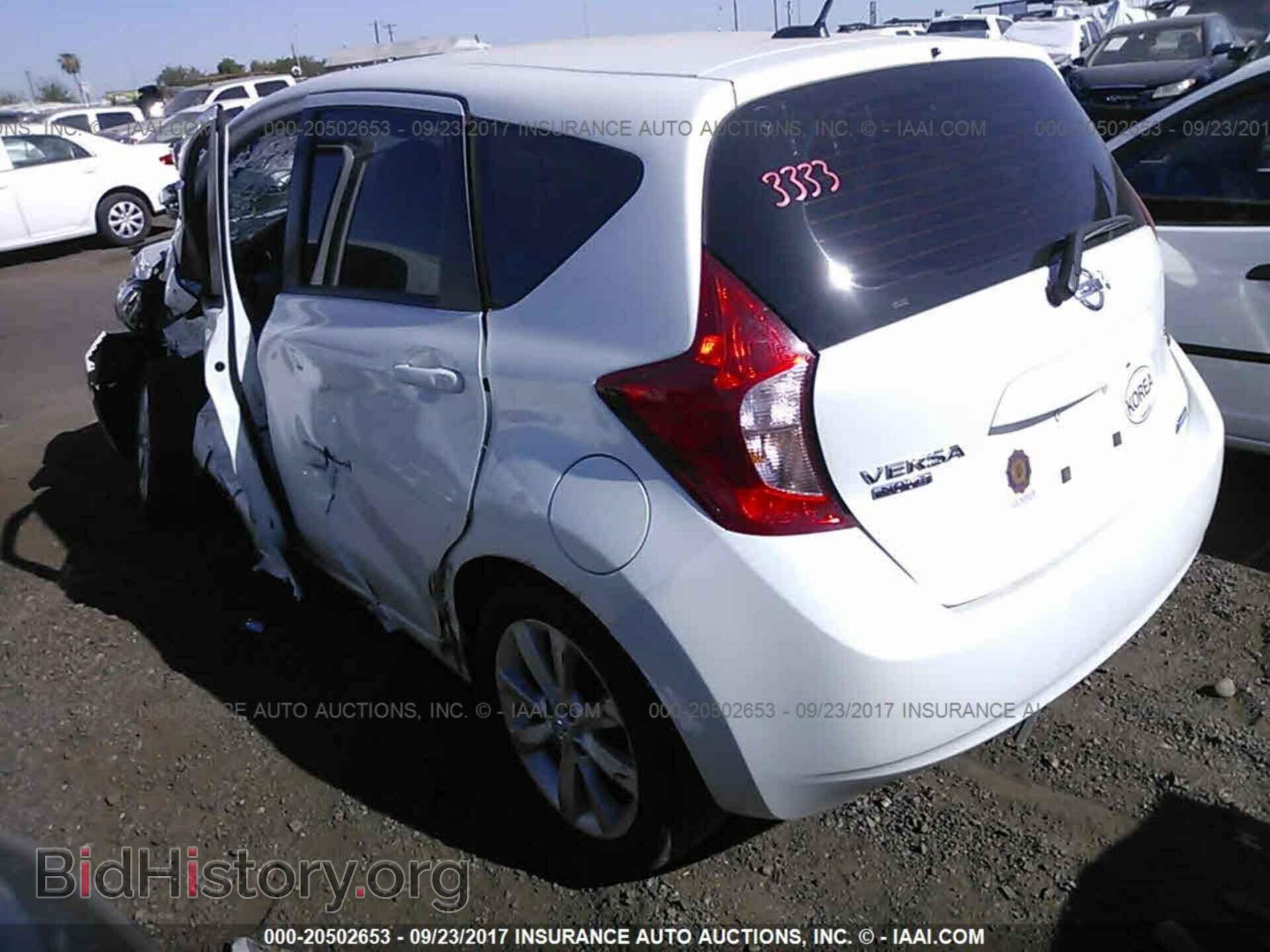 2015 Nissan Versa note - VIN: 3N1CE2CP3FL397012 - Photo 3