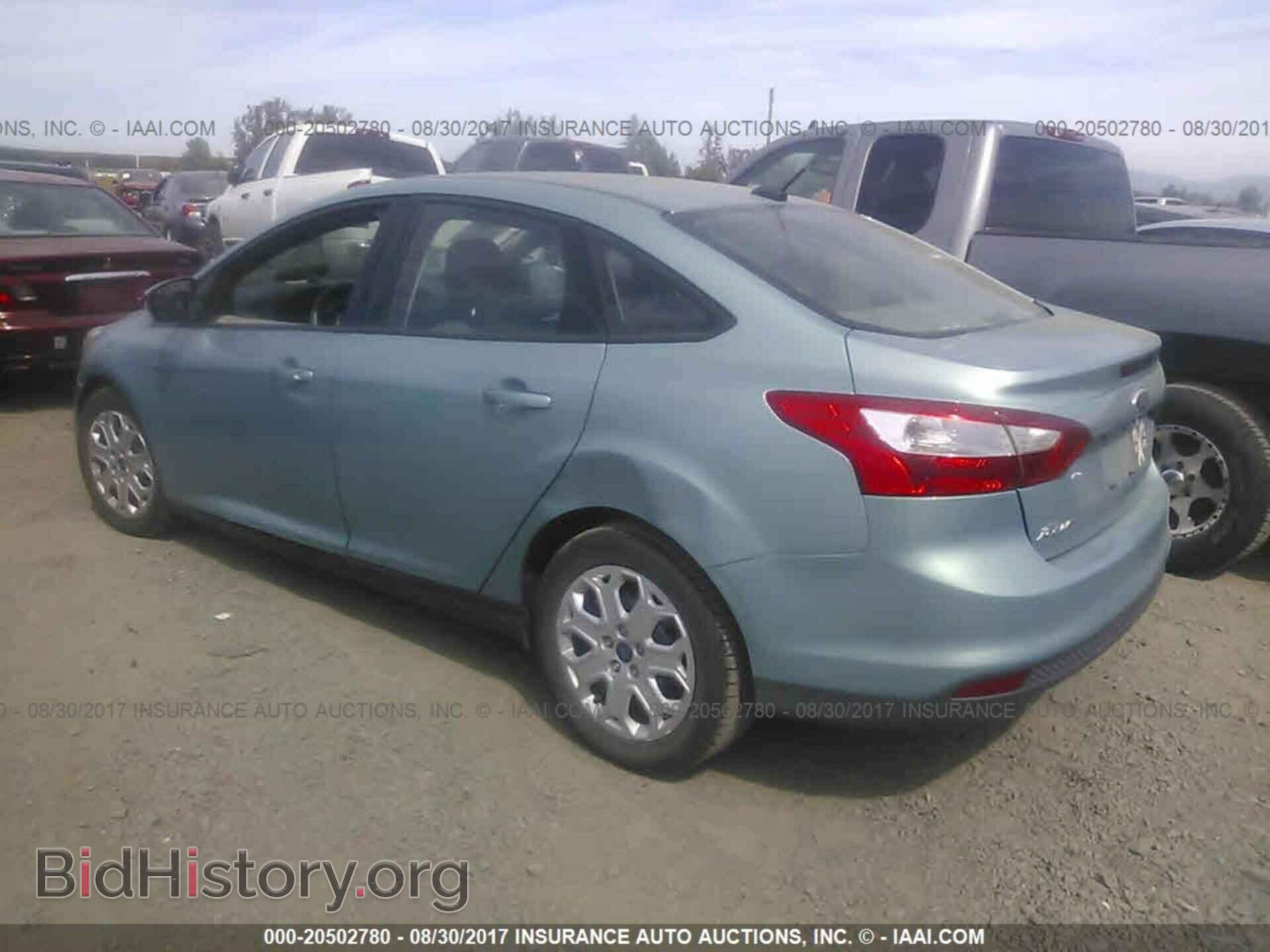 2012 Ford Focus - VIN: 1FAHP3F27CL362800 - Photo 3