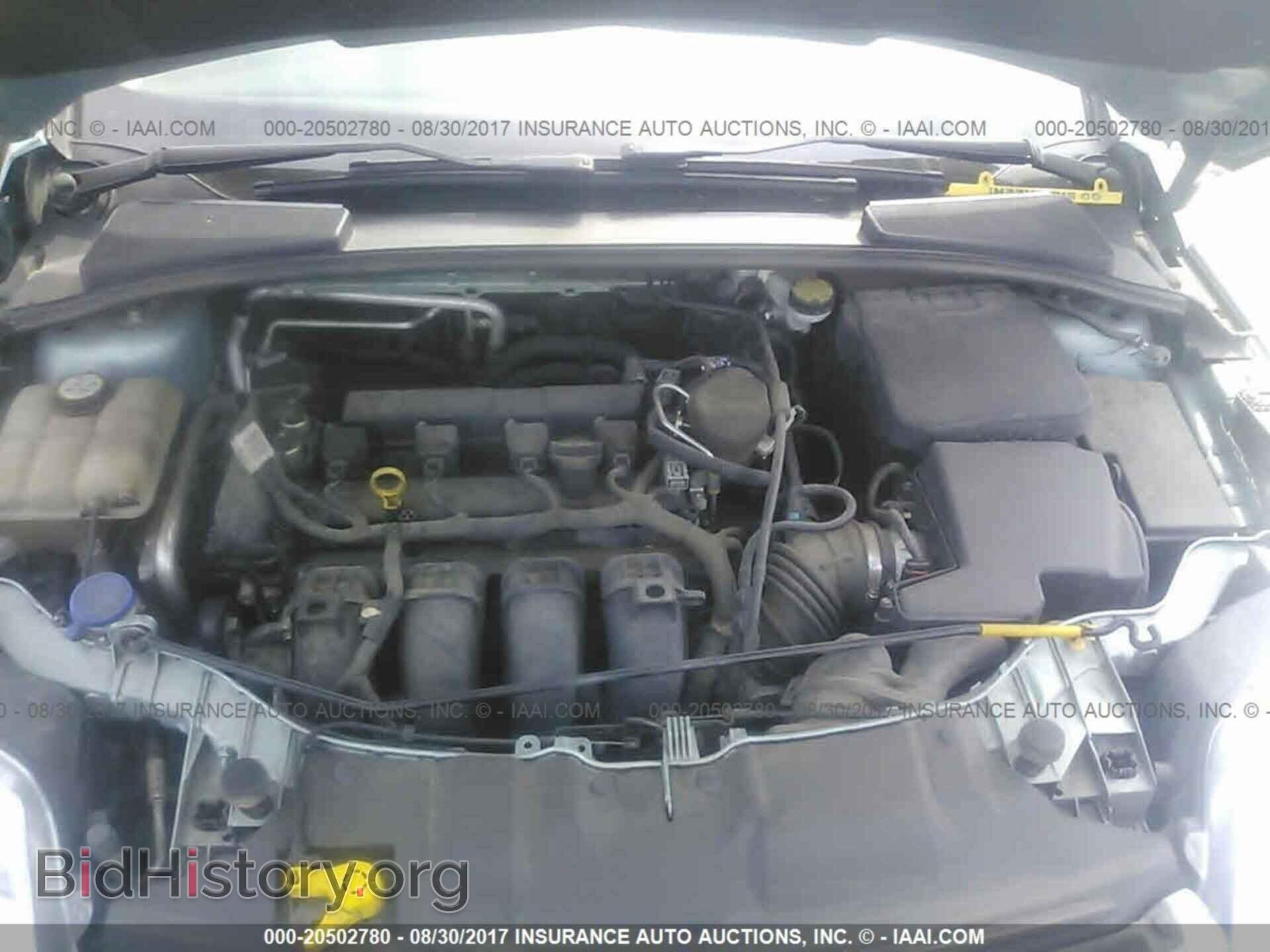 2012 Ford Focus - VIN: 1FAHP3F27CL362800 - Photo 10