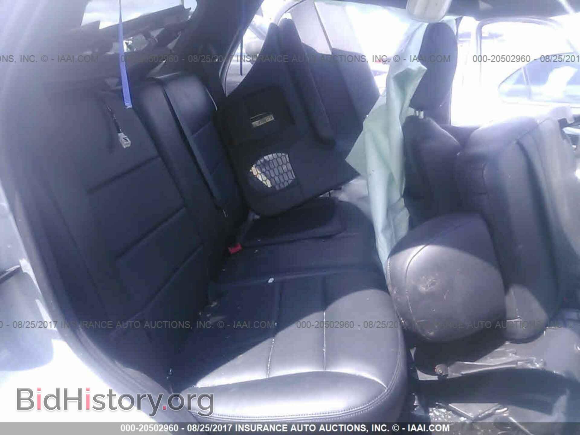 2011 Ford Escape - VIN: 1FMCU0D77BKB17277 - Фото 8