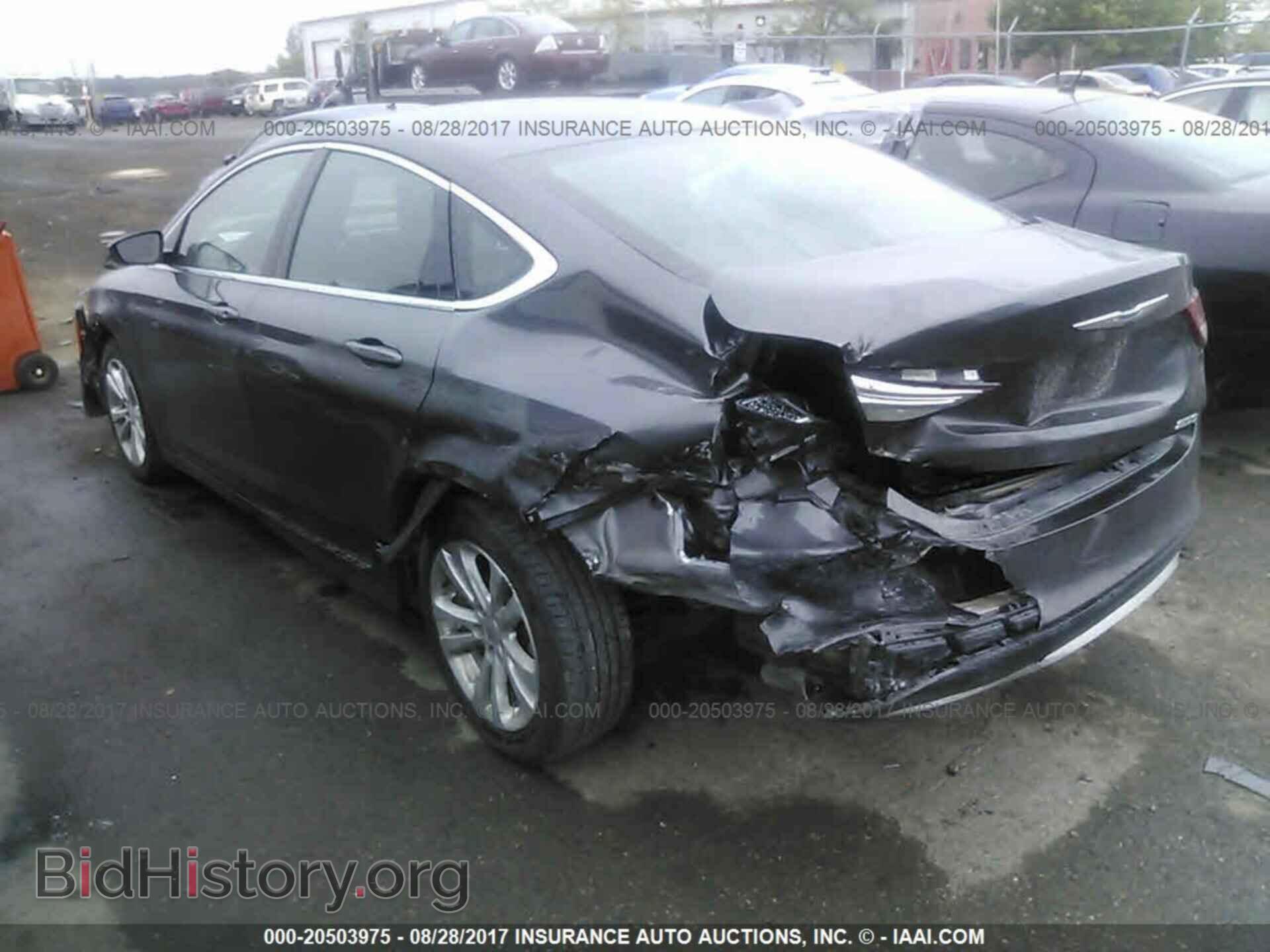 2015 Chrysler 200 - VIN: 1C3CCCAB1FN720817 - Фото 3