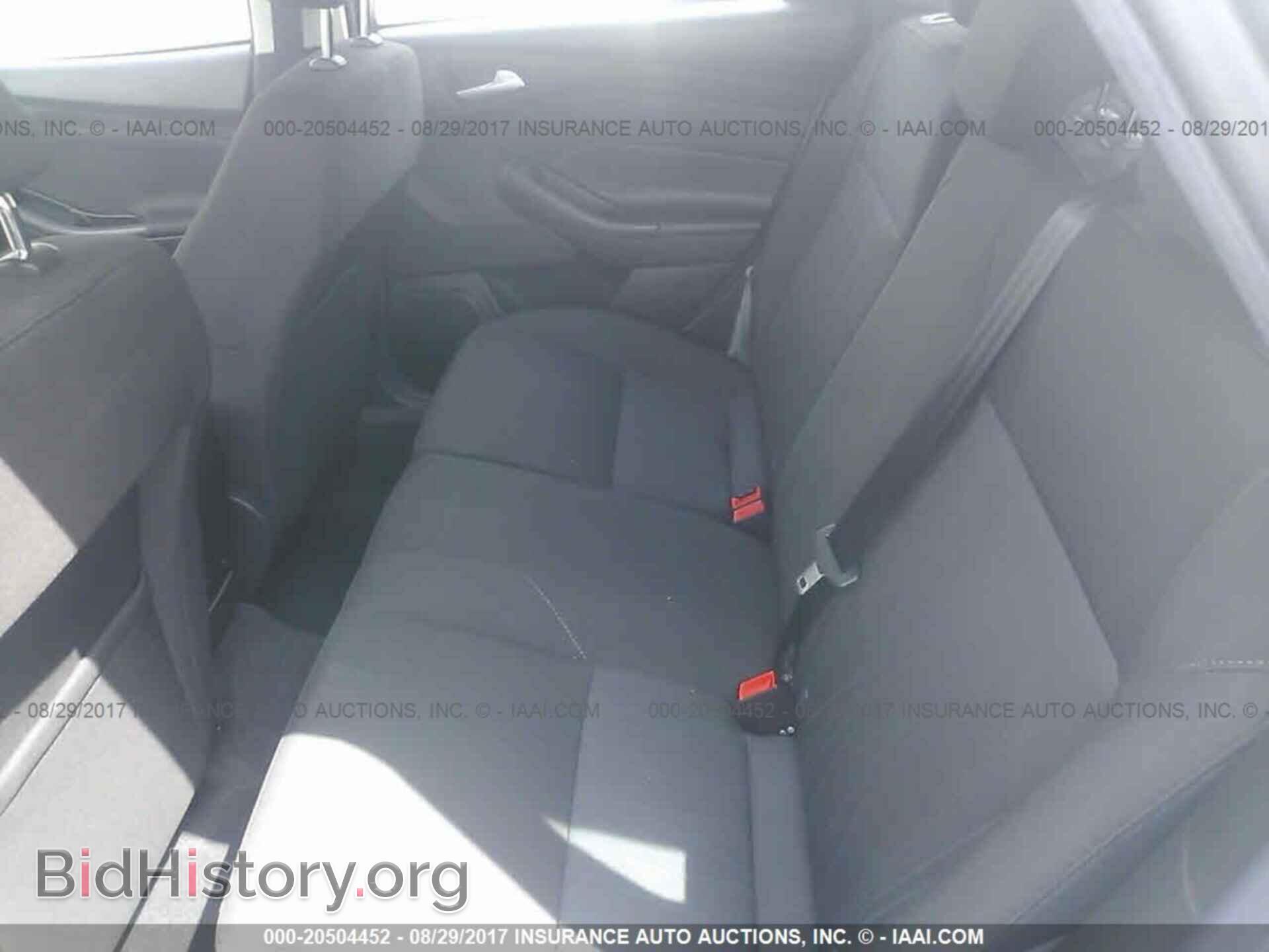 2016 Ford Focus - VIN: 1FADP3K27GL385181 - Фото 8