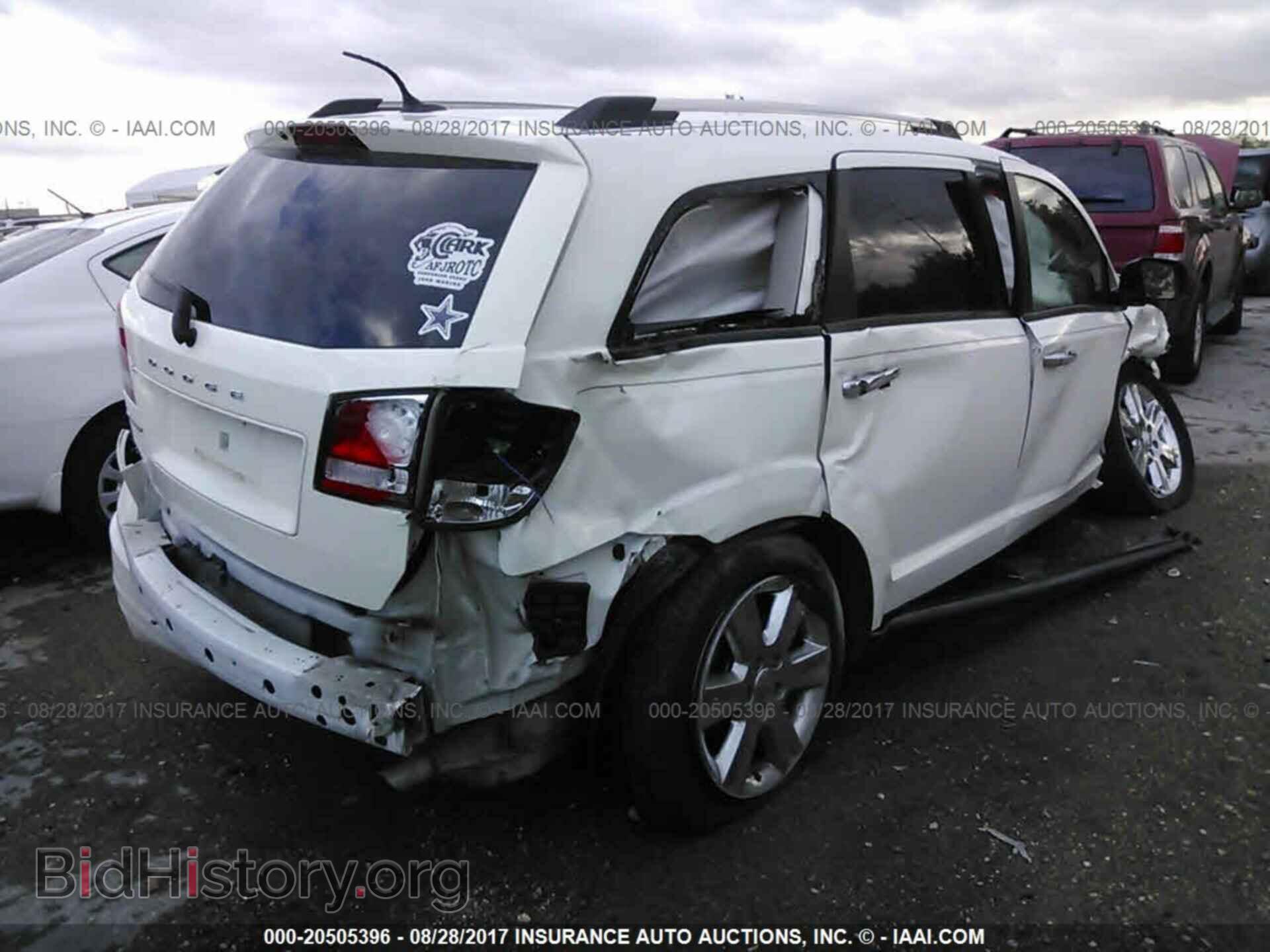 2015 Dodge Journey - VIN: 3C4PDCAB0FT510073 - Photo 4