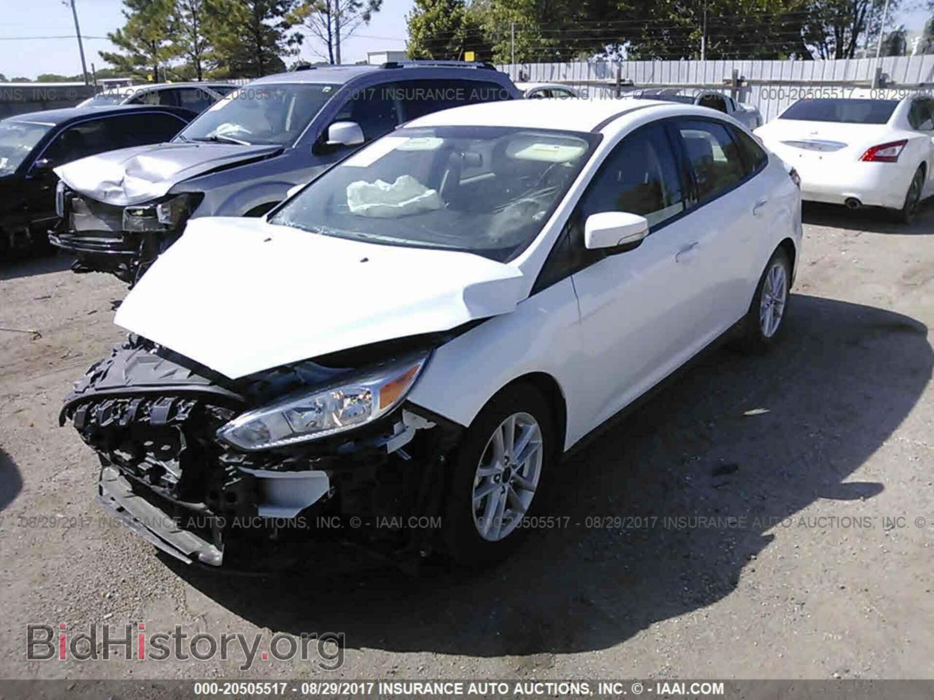 2017 Ford Focus - VIN: 1FADP3F20HL254377 - Photo 2