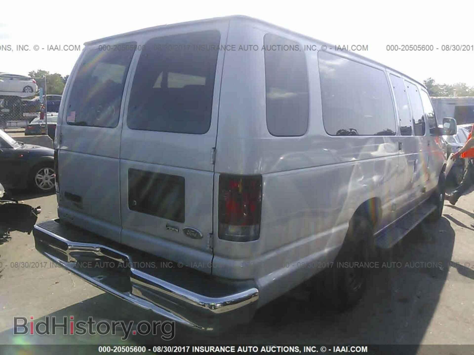 2012 Ford Econoline - VIN: 1FBSS3BL4CDA39686 - Photo 4