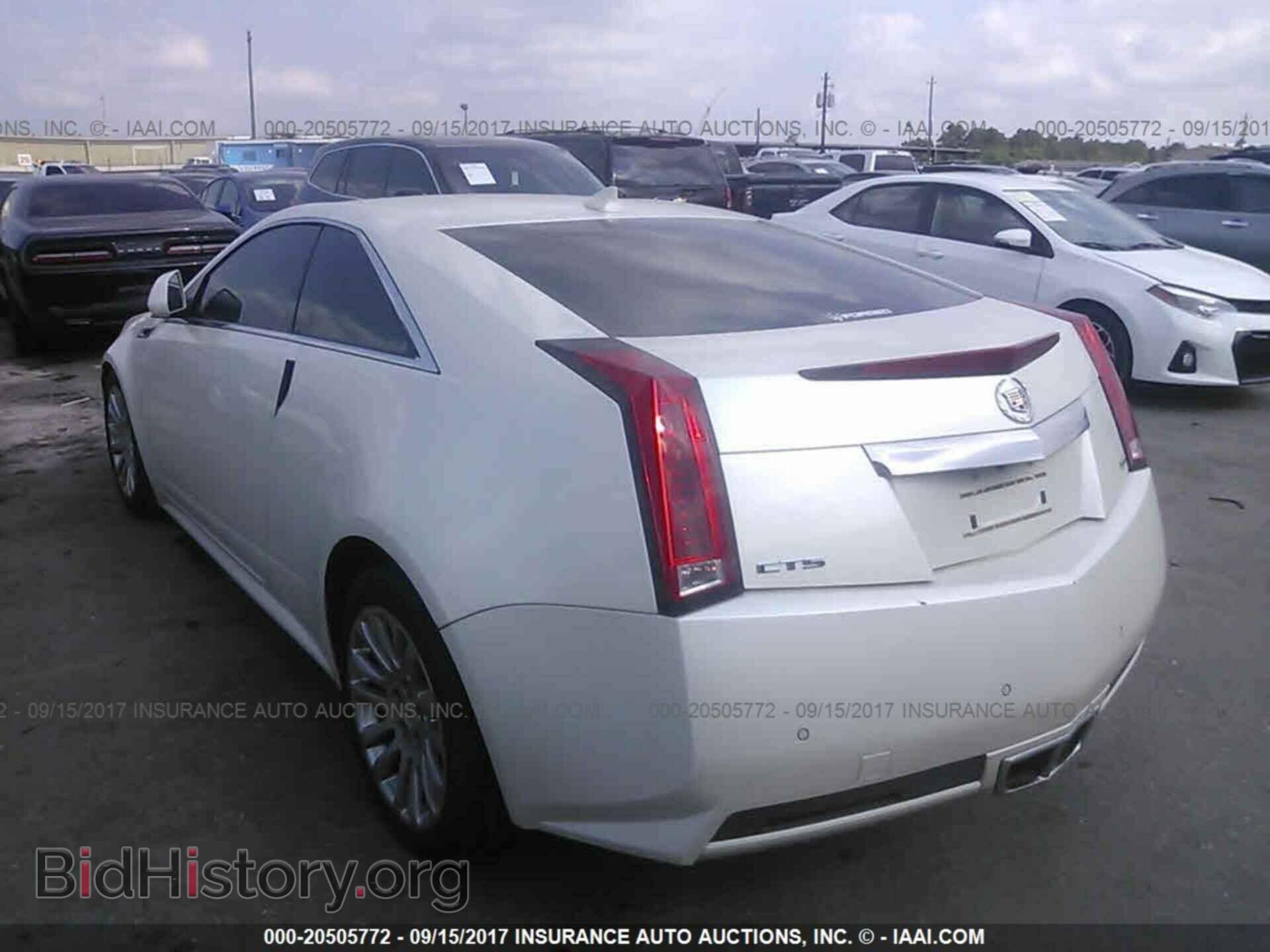 2011 Cadillac Cts - VIN: 1G6DJ1ED9B0119669 - Photo 3