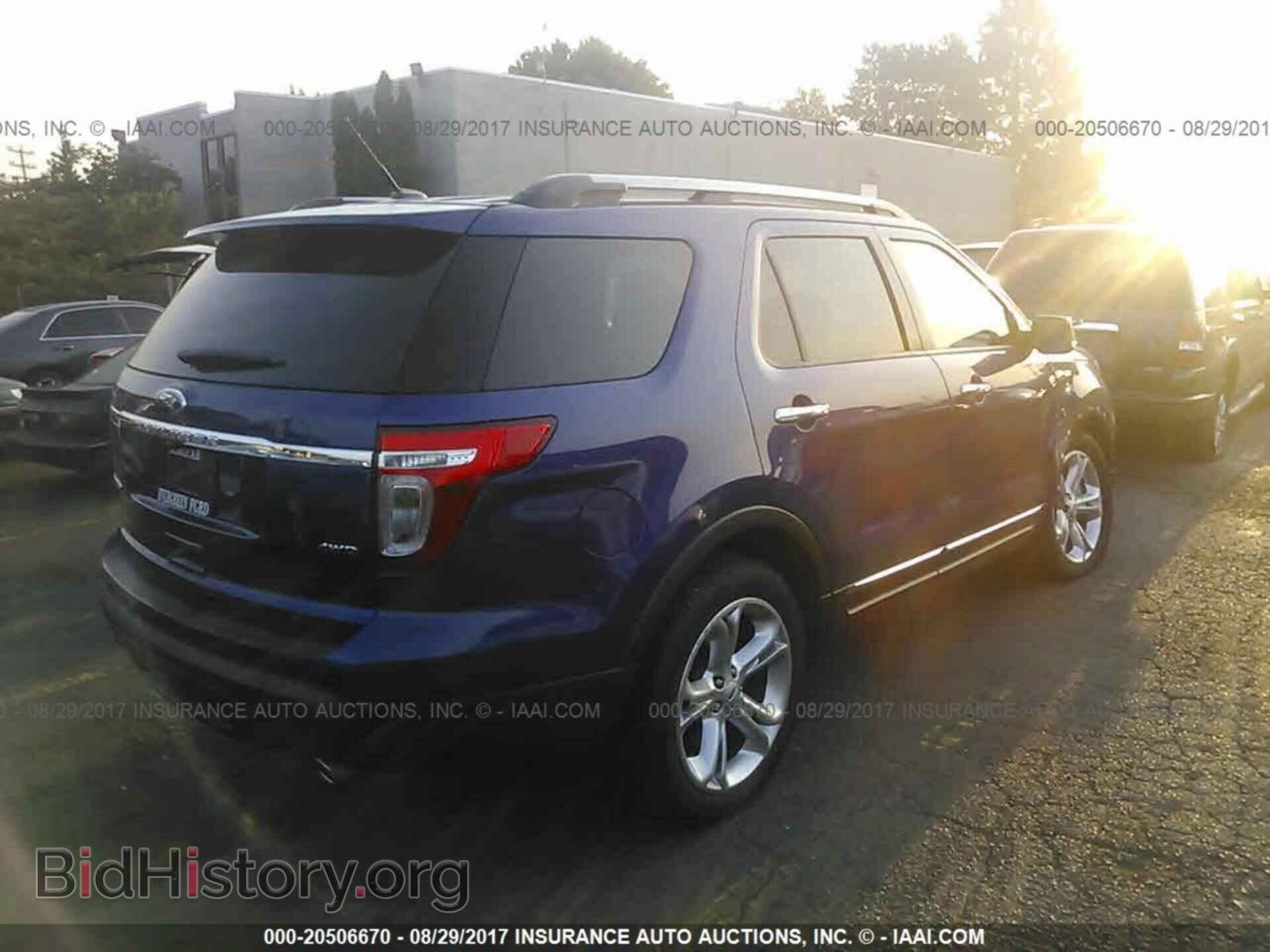 2015 Ford Explorer - VIN: 1FM5K8F84FGC66256 - Фото 4