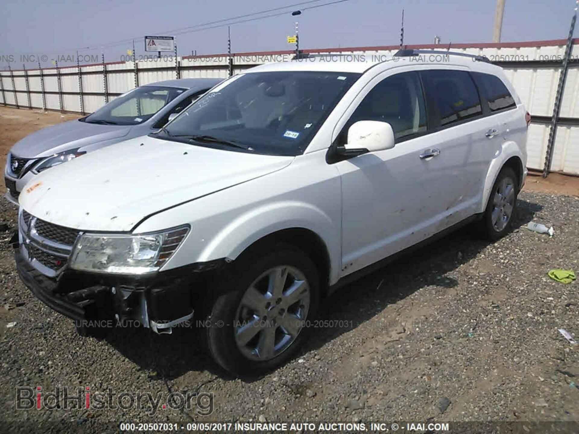 2016 Dodge Journey - VIN: 3C4PDCBG7GT213782 - Фото 2