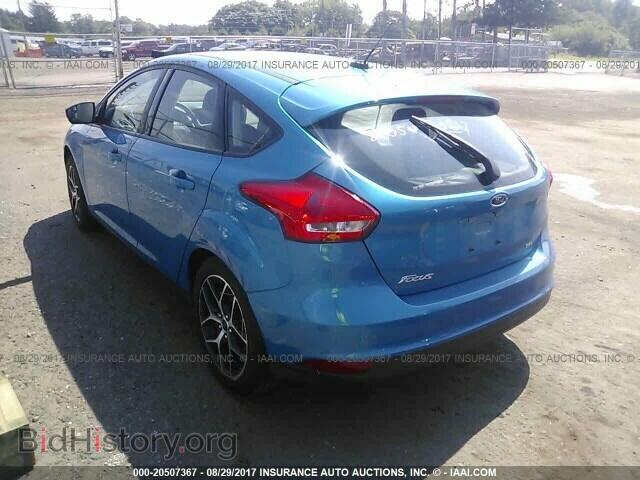 2017 Ford Focus - VIN: 1FADP3M2XHL221759 - Photo 3