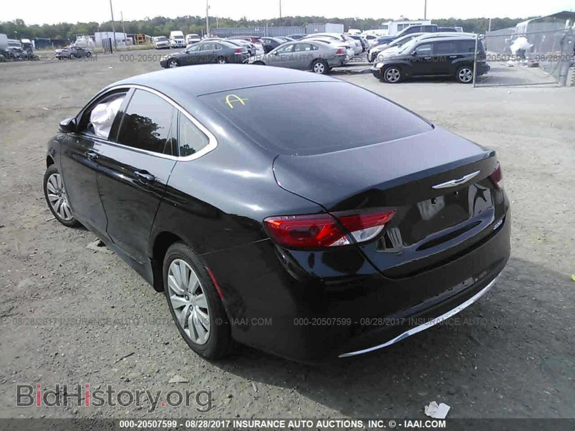 2015 Chrysler 200 - VIN: 1C3CCCFB7FN759355 - Photo 3