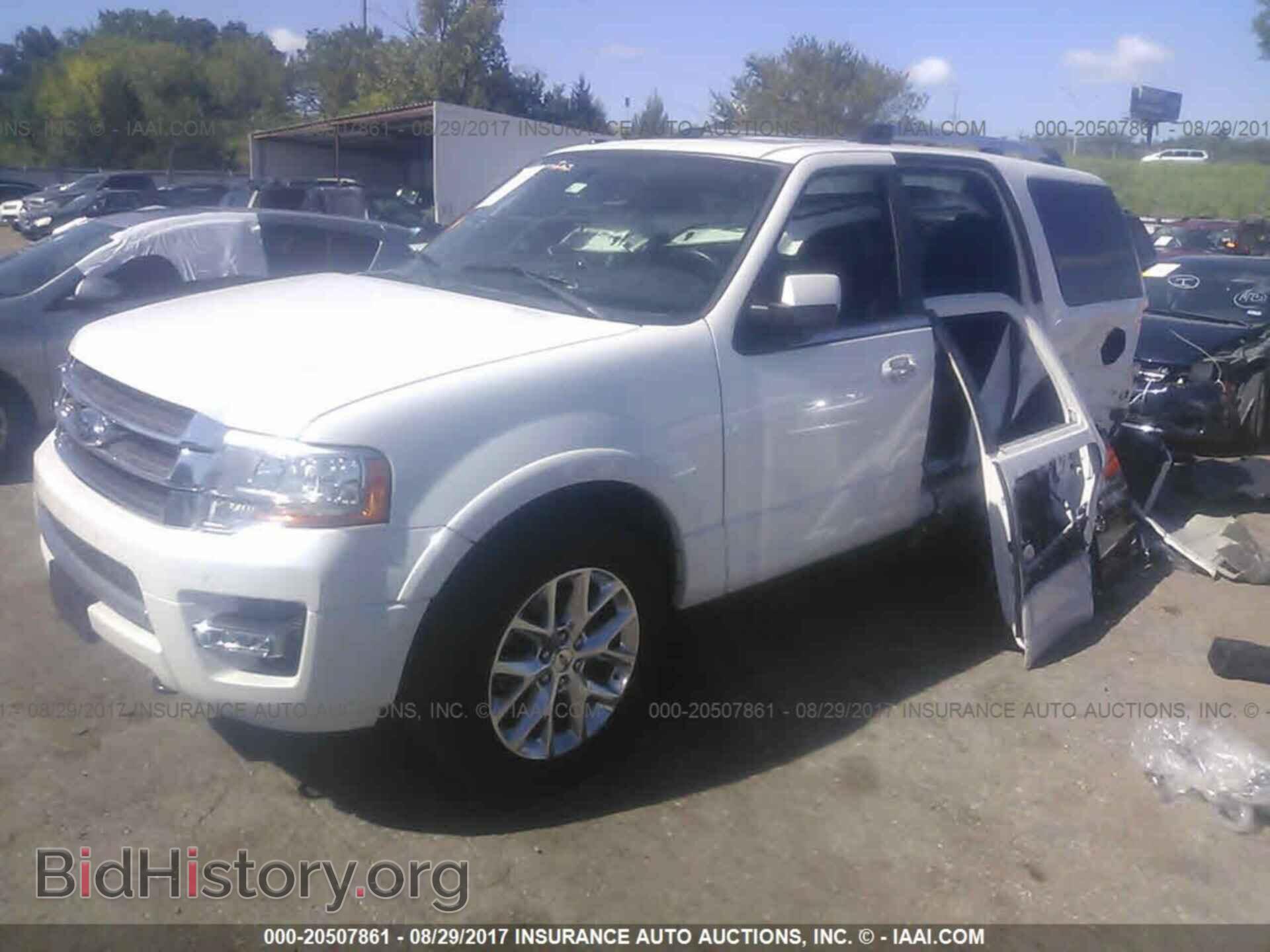 2015 Ford Expedition - VIN: 1FMJU2AT9FEF06852 - Фото 2