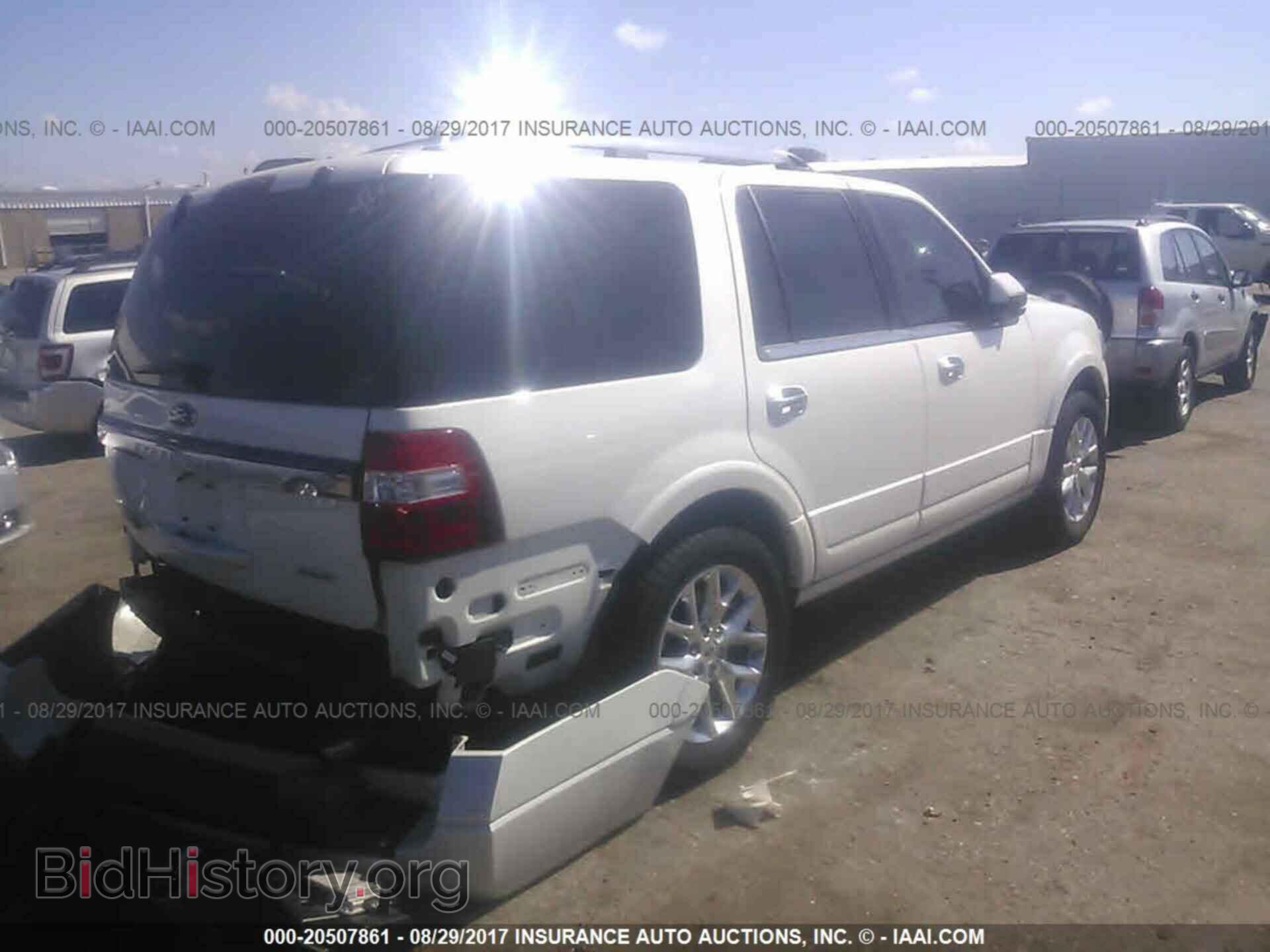 2015 Ford Expedition - VIN: 1FMJU2AT9FEF06852 - Фото 4