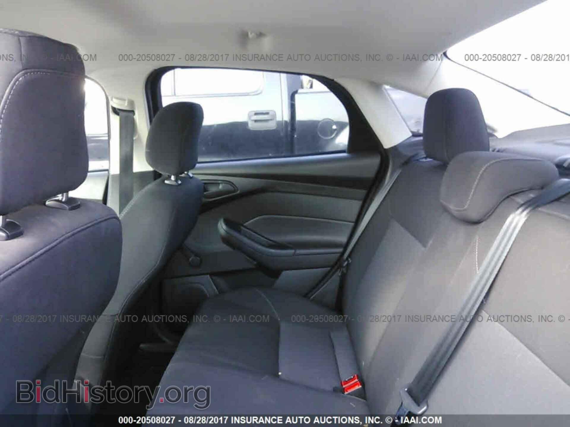 2016 Ford Focus - VIN: 1FADP3E25GL275452 - Фото 8