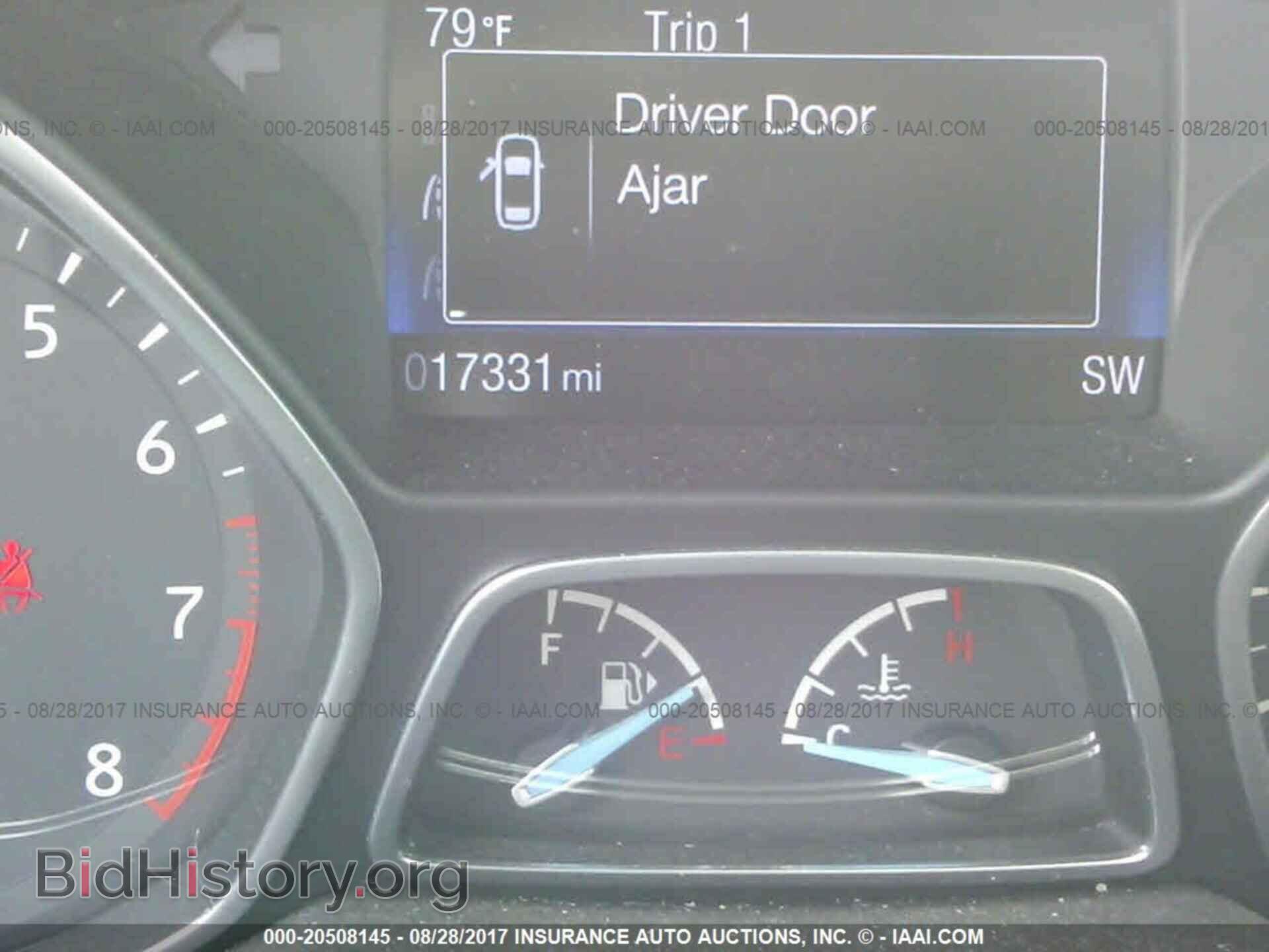 2016 Ford Focus - VIN: 1FADP3F23GL250449 - Photo 7