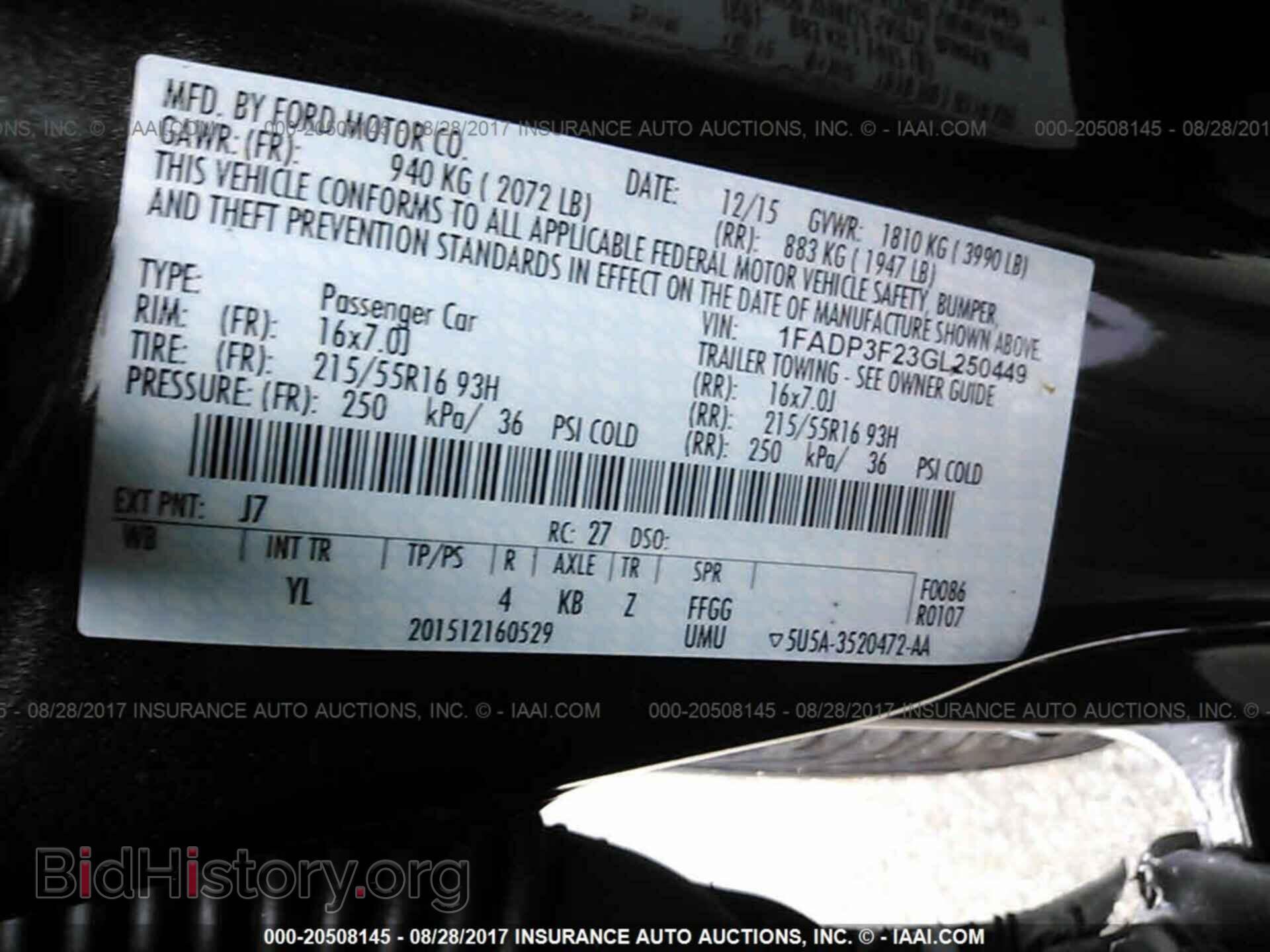 2016 Ford Focus - VIN: 1FADP3F23GL250449 - Photo 9