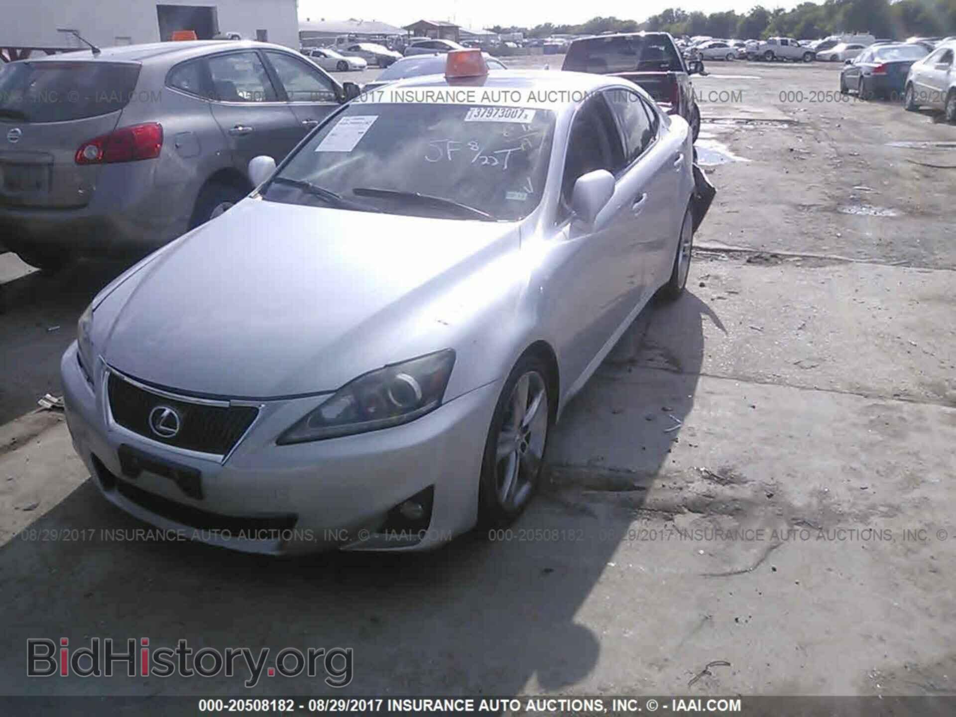 2011 Lexus Is - VIN: JTHBF5C22B5131081 - Фото 2